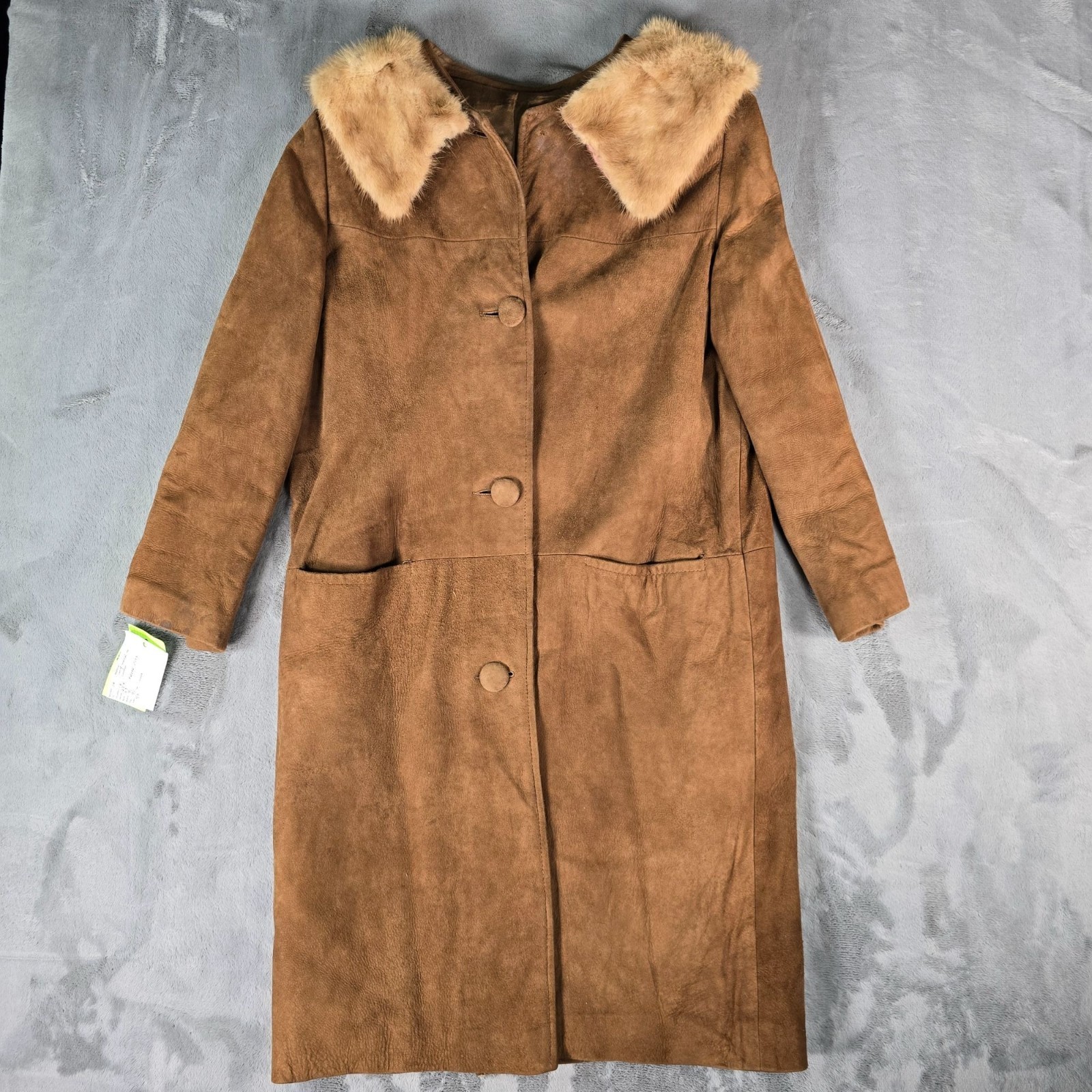 Vintage 1960s Unbranded Faux Fur Collar Camel Color Suede Coat (16L/Large)