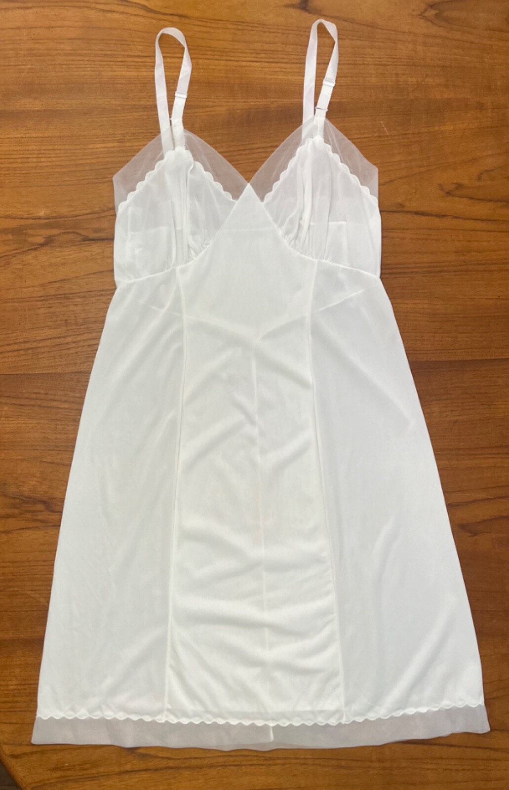 Vintage White Lingerie Femina Nylonv 70’s 80’s