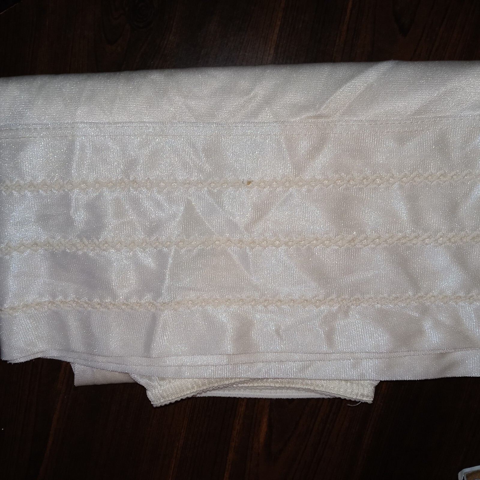 Vintage CREAM Nylon & LACE Half Slip VTG 80s Used 11 Inches W