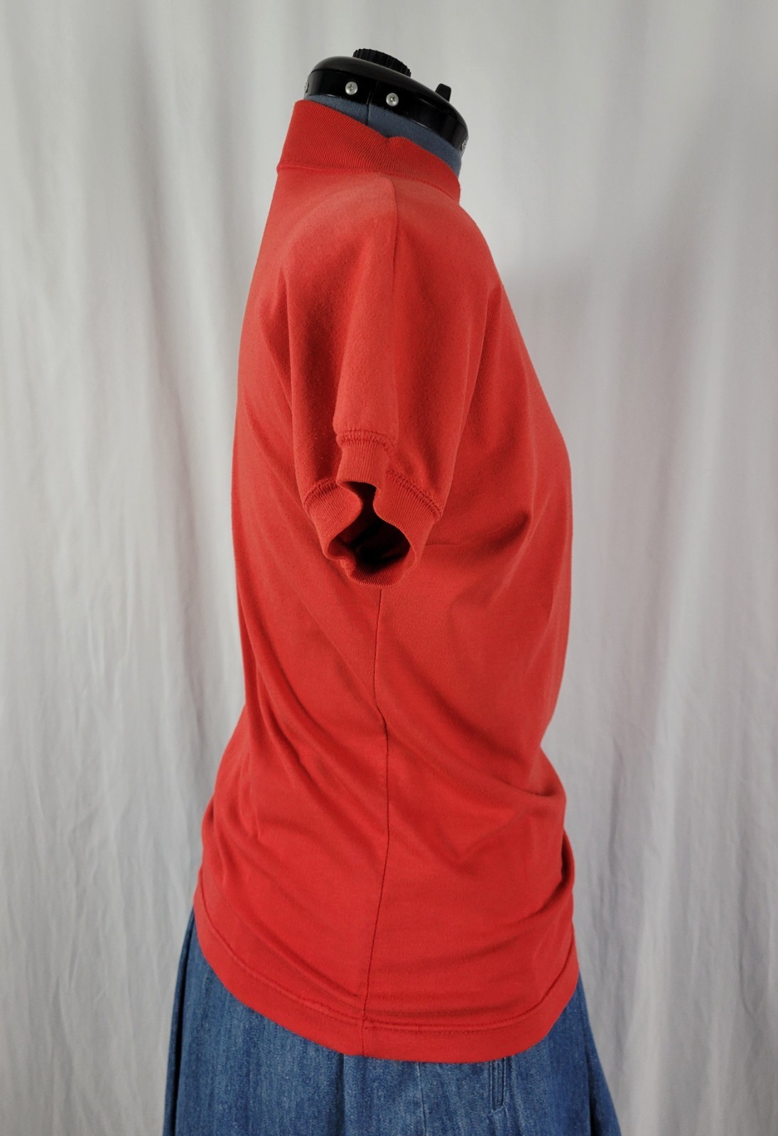 Vintage Red Mock Turtleneck Dropped Shoulder Top w Ribbed Collar & Cuffs Size M