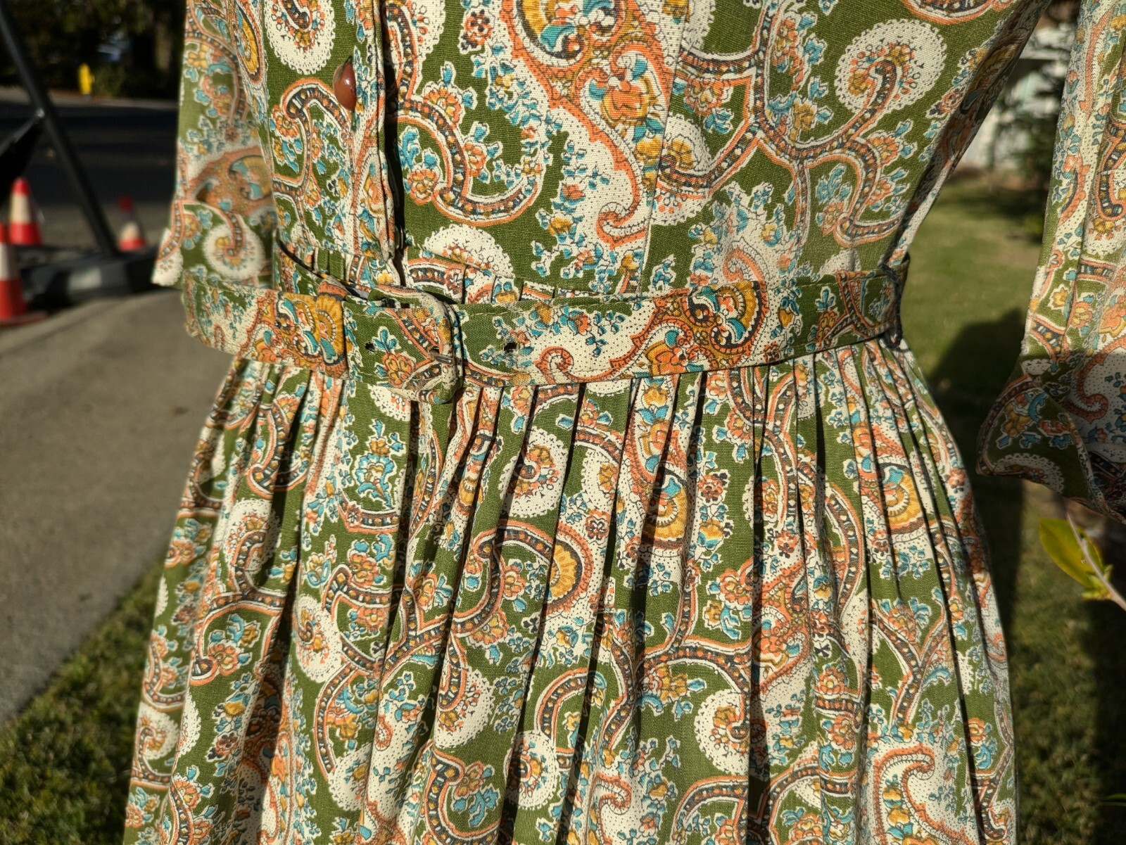 Vintage Mode O’Day Paisley dress Brown, Orange, Green, Yellow 50’s/60’s