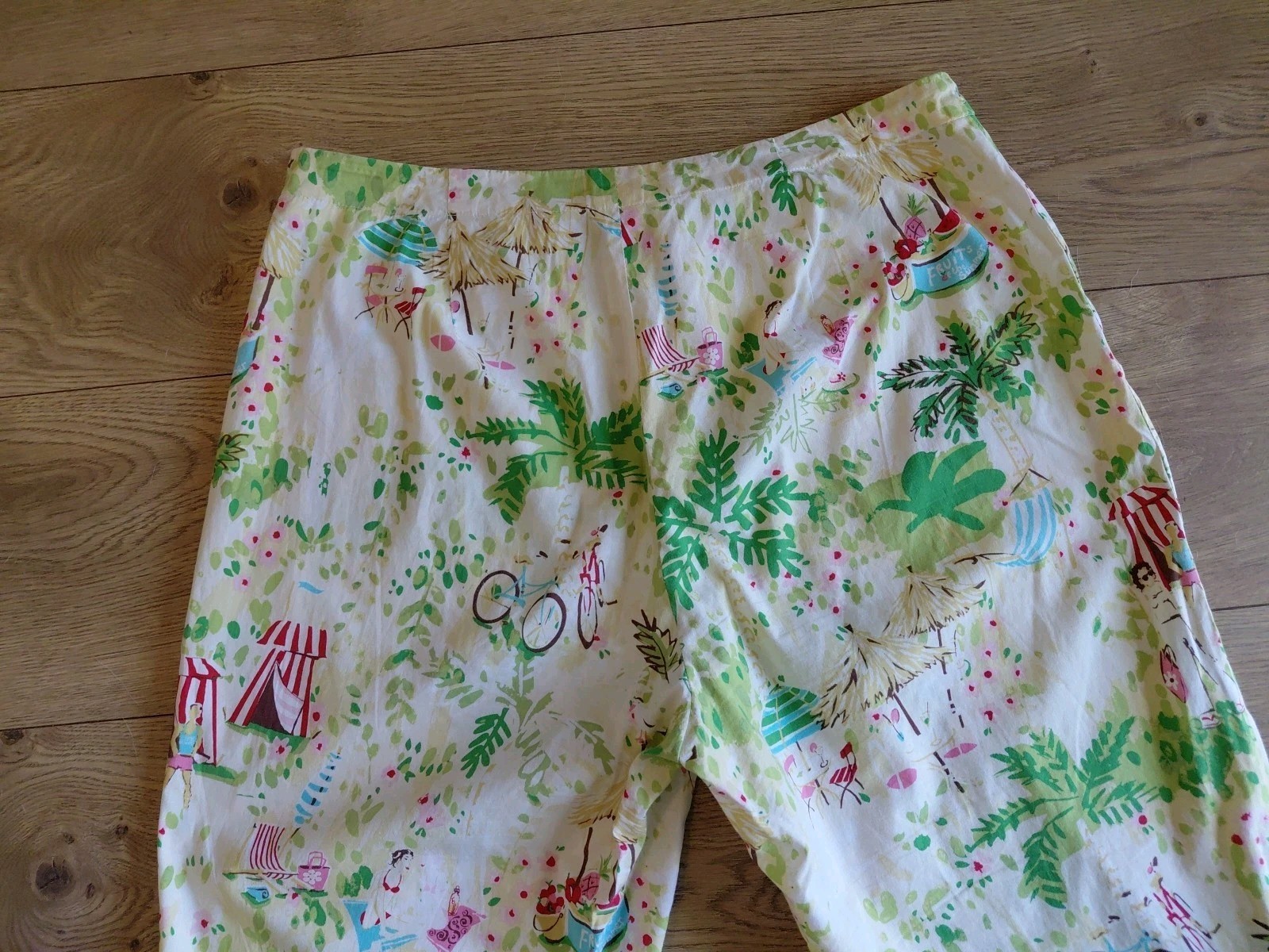 Avalin Vintage Women’s Capris Bicycle Novelty Print 12 Cream Green 1950 Style