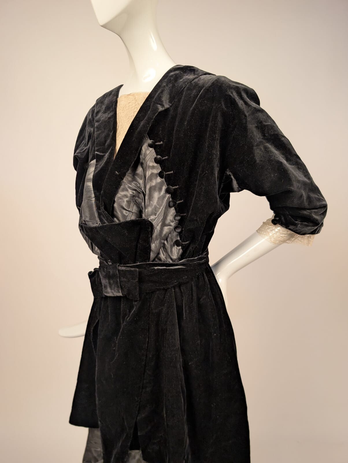 OPULENT EDWARDIAN SILK VELVET + WATERED MOIRE DRESS W LACE SLEEVES