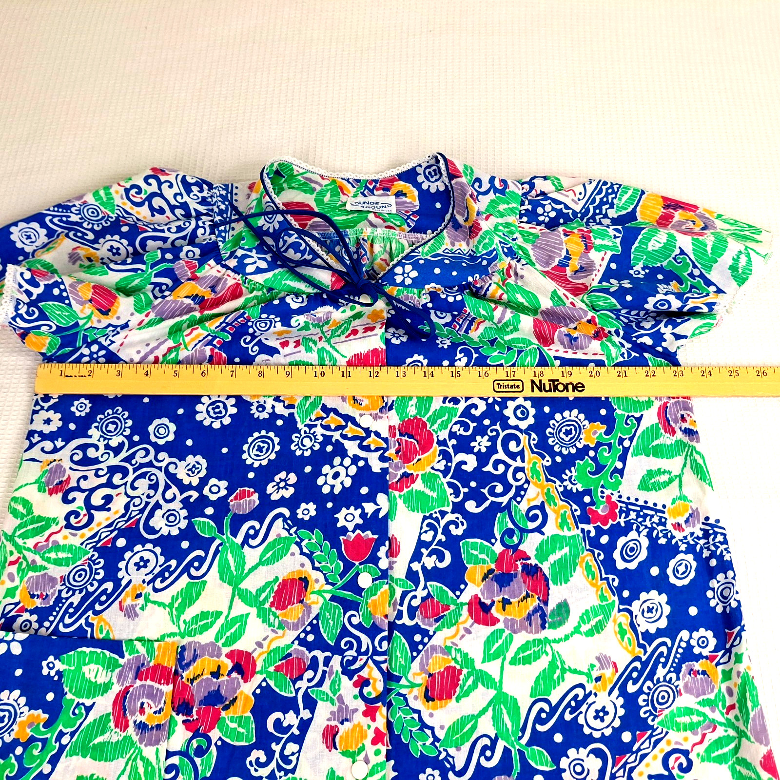 Vintage Lounge Around Women’s Size L 12 ? Snap Buttons Blue Floral Made In USA