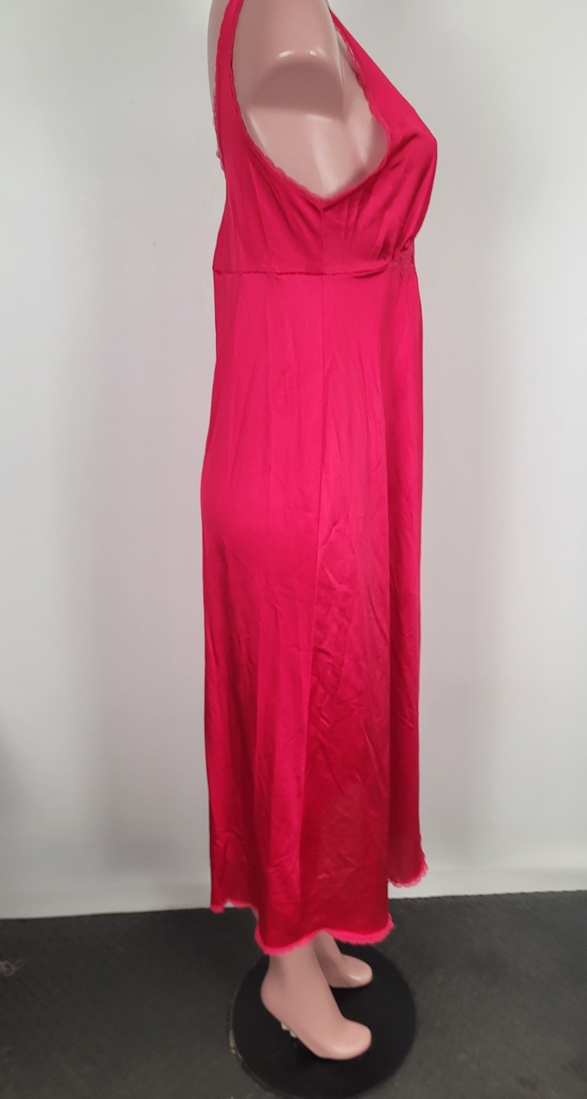 Vintage Vanity Fair Long Nightgown 70s Pink Peekaboo Lace Medium Flowy