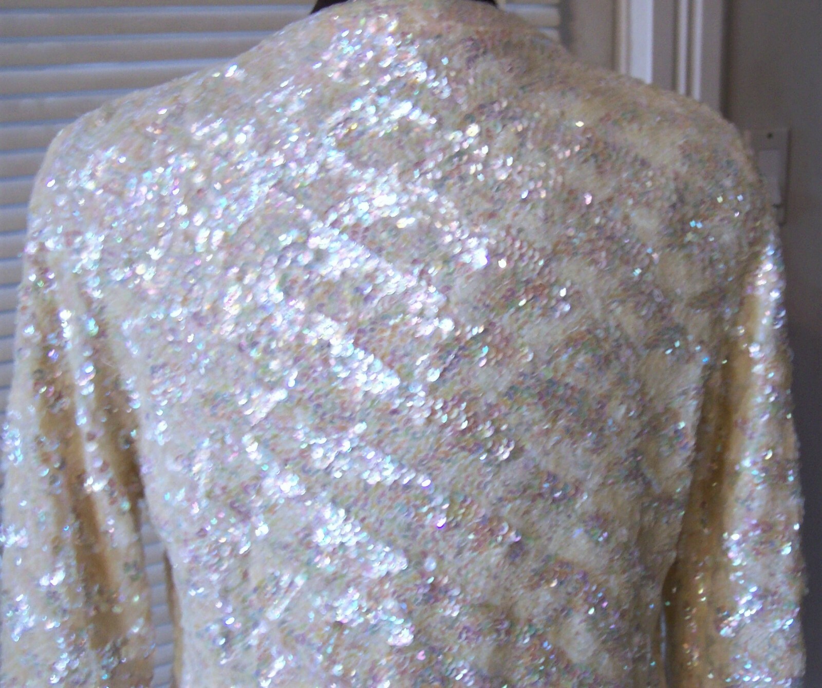 vintage stunning White Aurora Borealis sequins wedding Party grandmas sweater 42