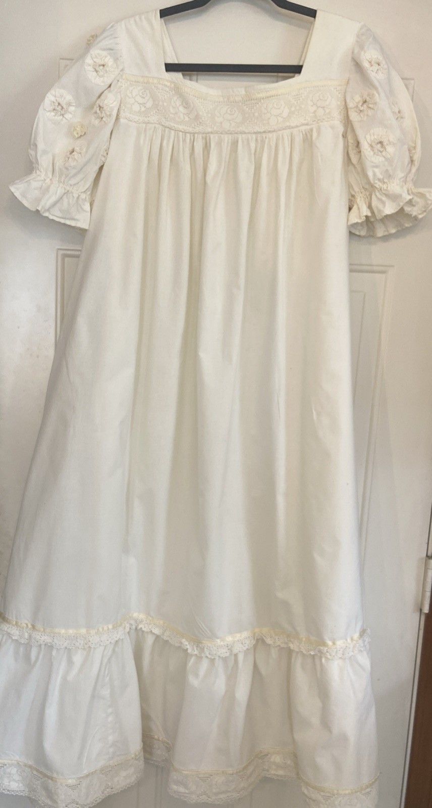 Victorian Morning Lg Cottagecore Lace trim Nightgown/dress Flowy 100%cotton