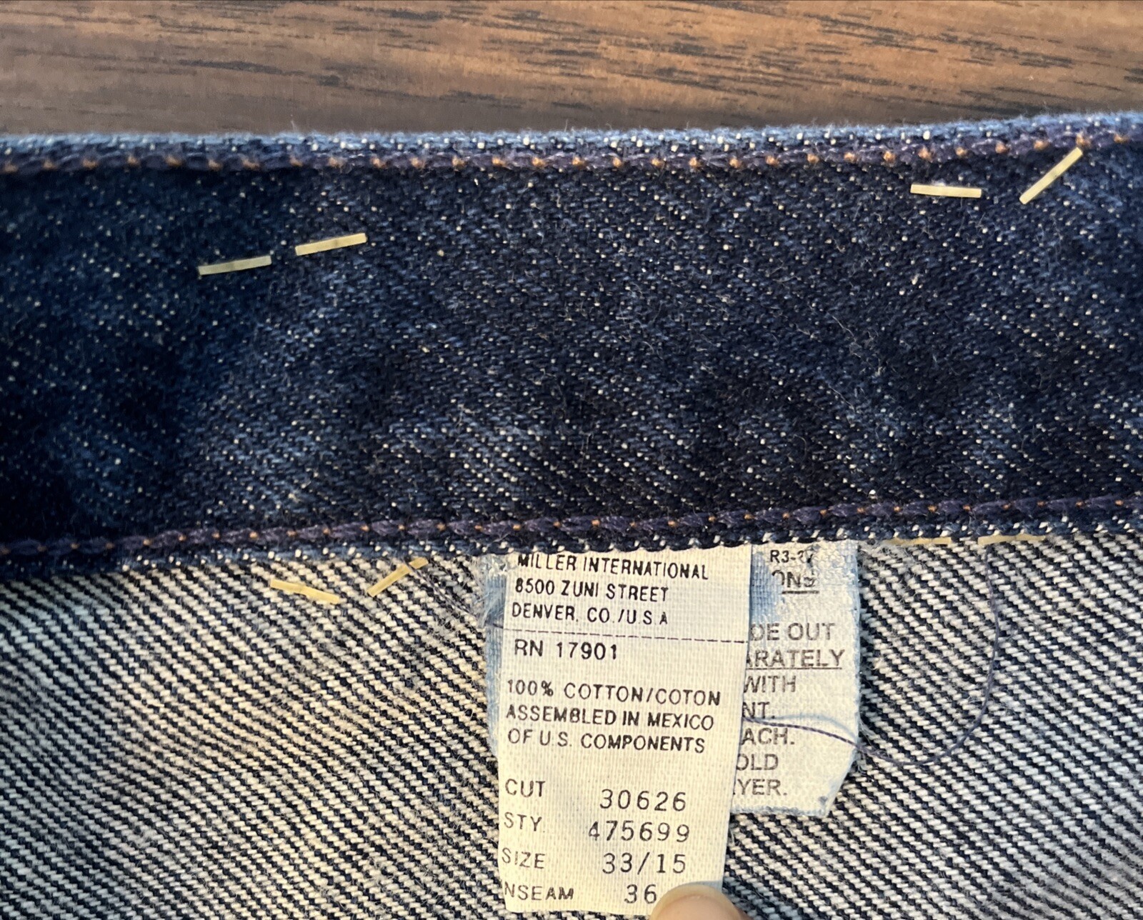 NWT Rocky Mountain Blue Jeans High Rise Bare Back V Front 33/15/36” Length