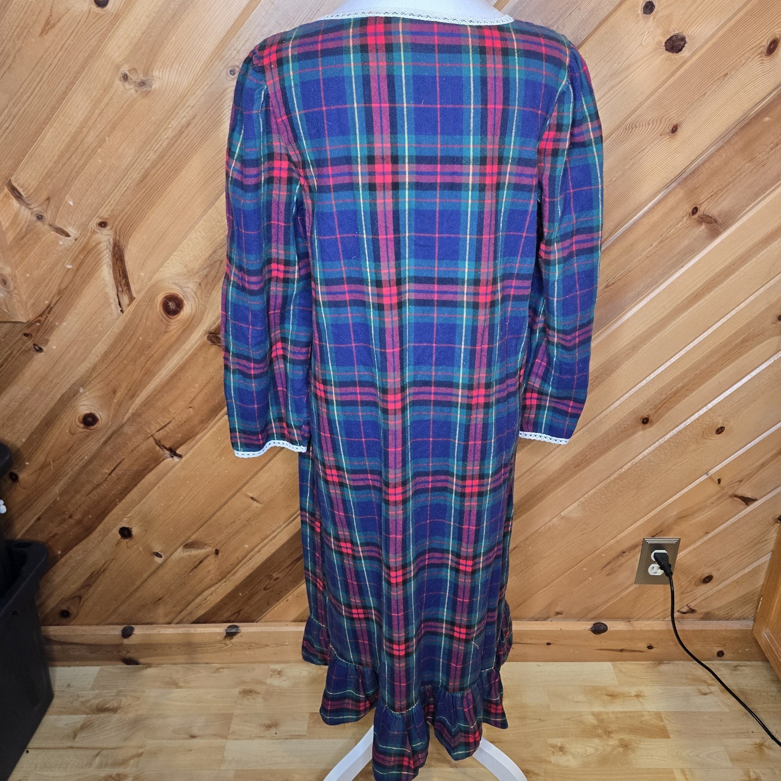 Vintage 80’s Willow Creek Blue Red Fleece M Night Gown Prairie Christmas Cottage