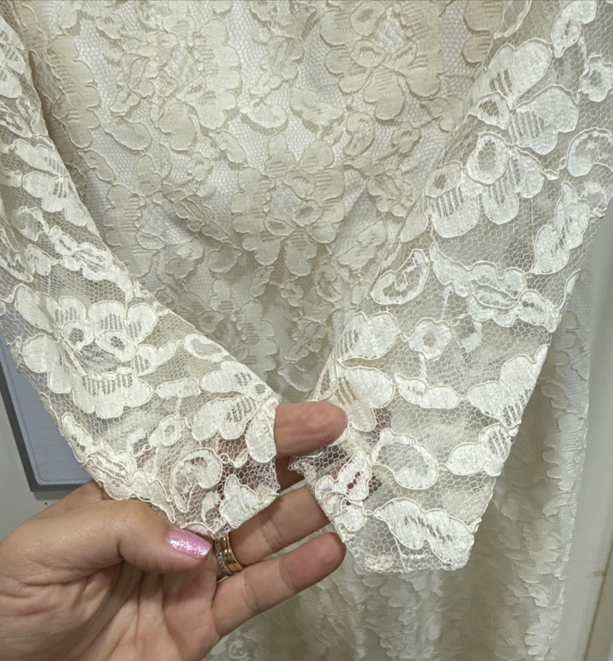 ***ANTIQUE/VINTAGE 1967 Lace Sheath LS Wedding Dress w/Satin Cape Sz 5/6 L@@K***