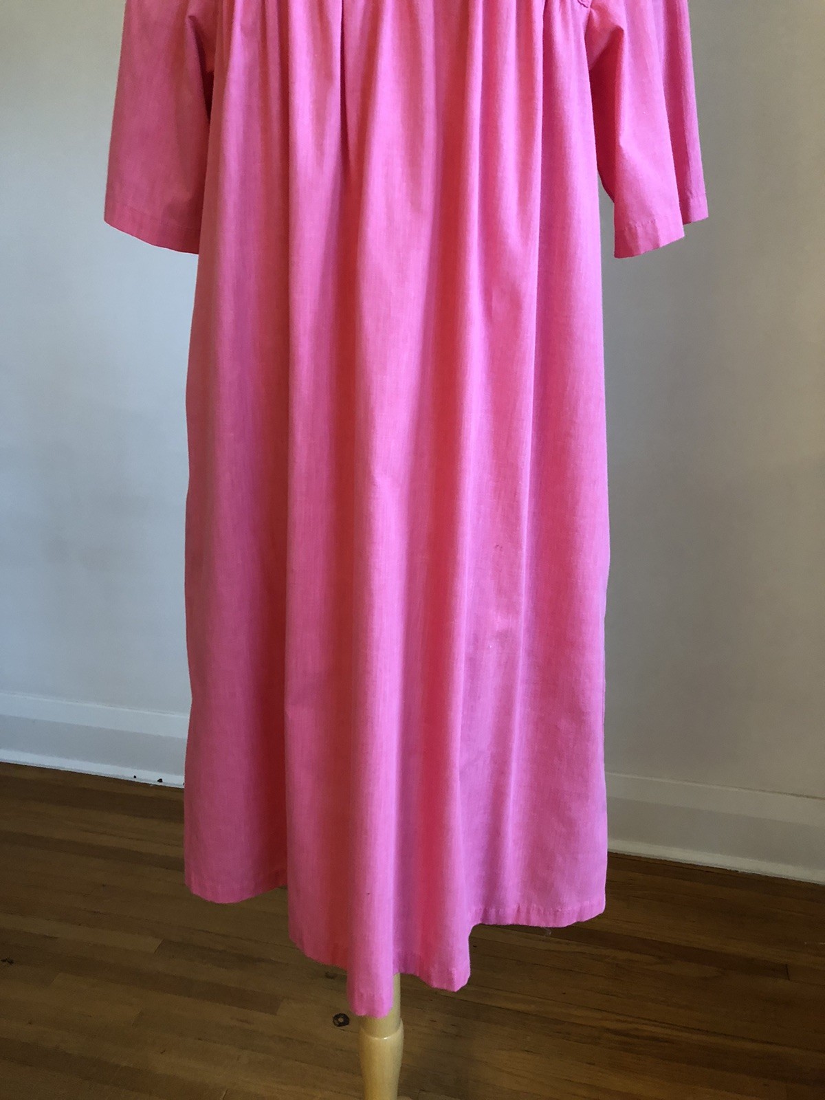 ADORABLE VTG NATIONAL Pink Cotton White Embroidery Housedress Loungewear SZ M
