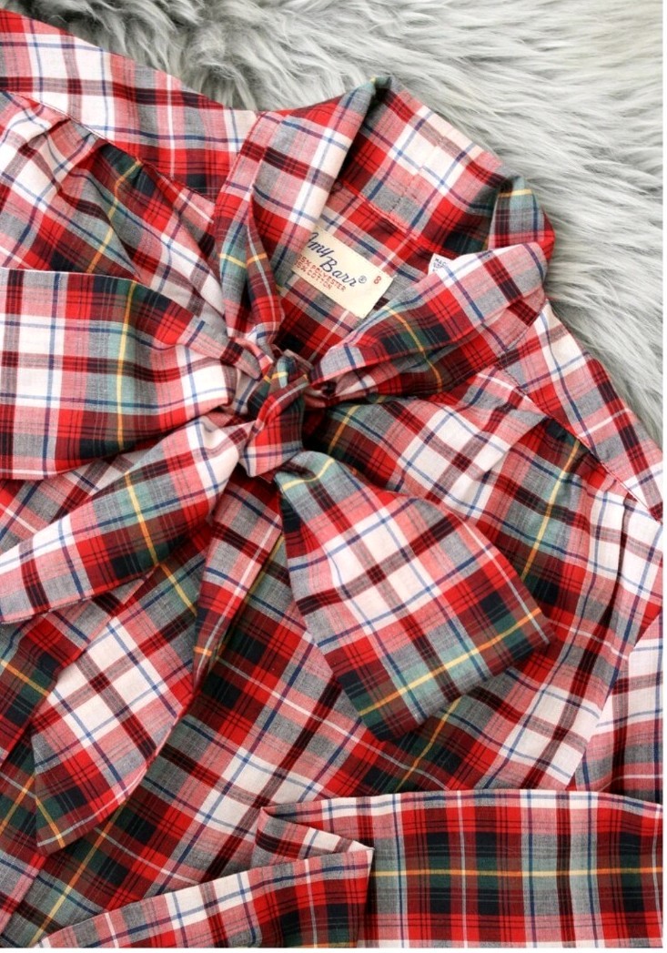 1960s Vintage Tartan Plaid Button Down Blouse with Pussy Bow Size Small-Medium
