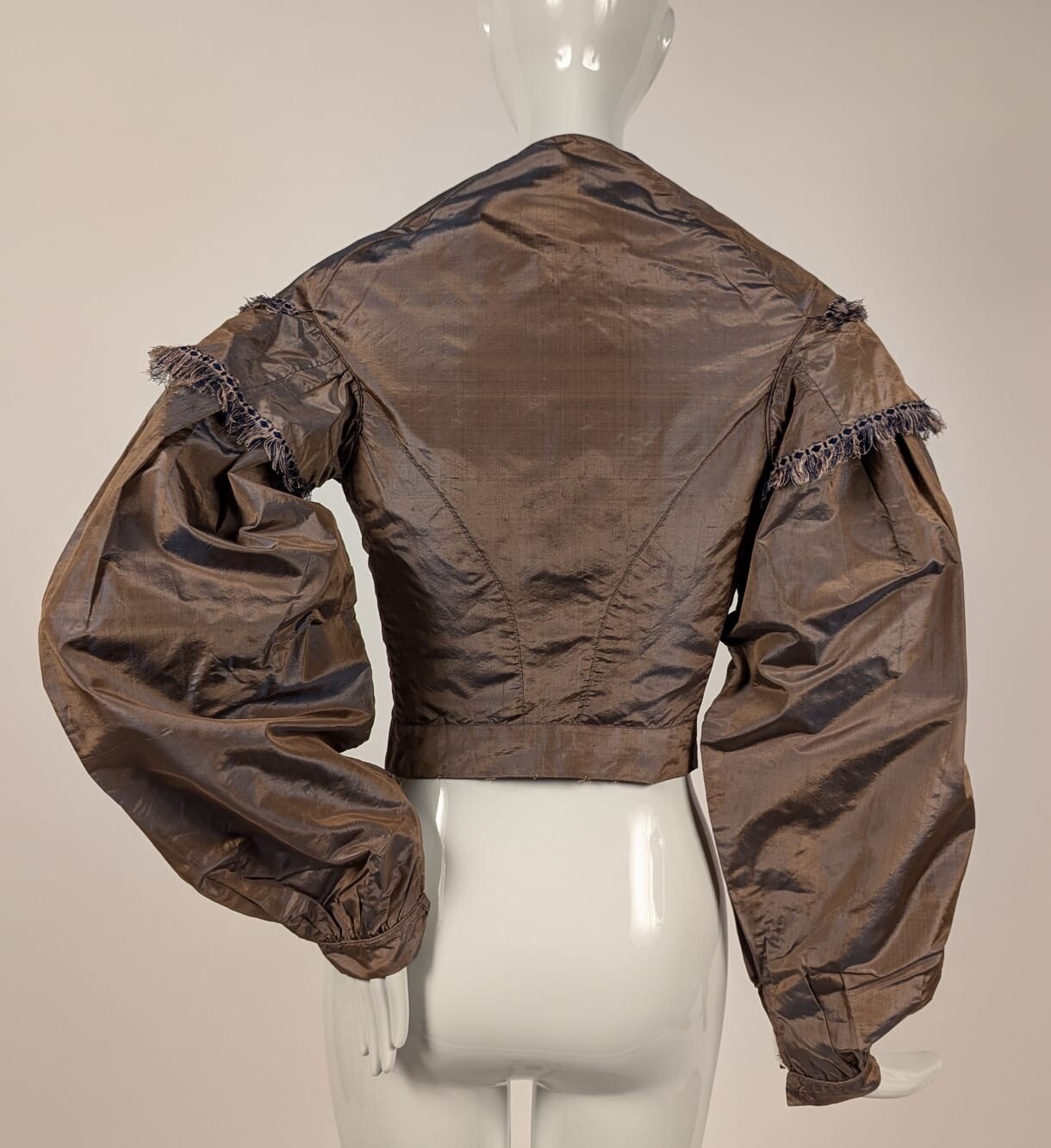 1850’S CHANGEABLE SILK TAFFETA JACKET W FRINGE + PUFF SLEEVES