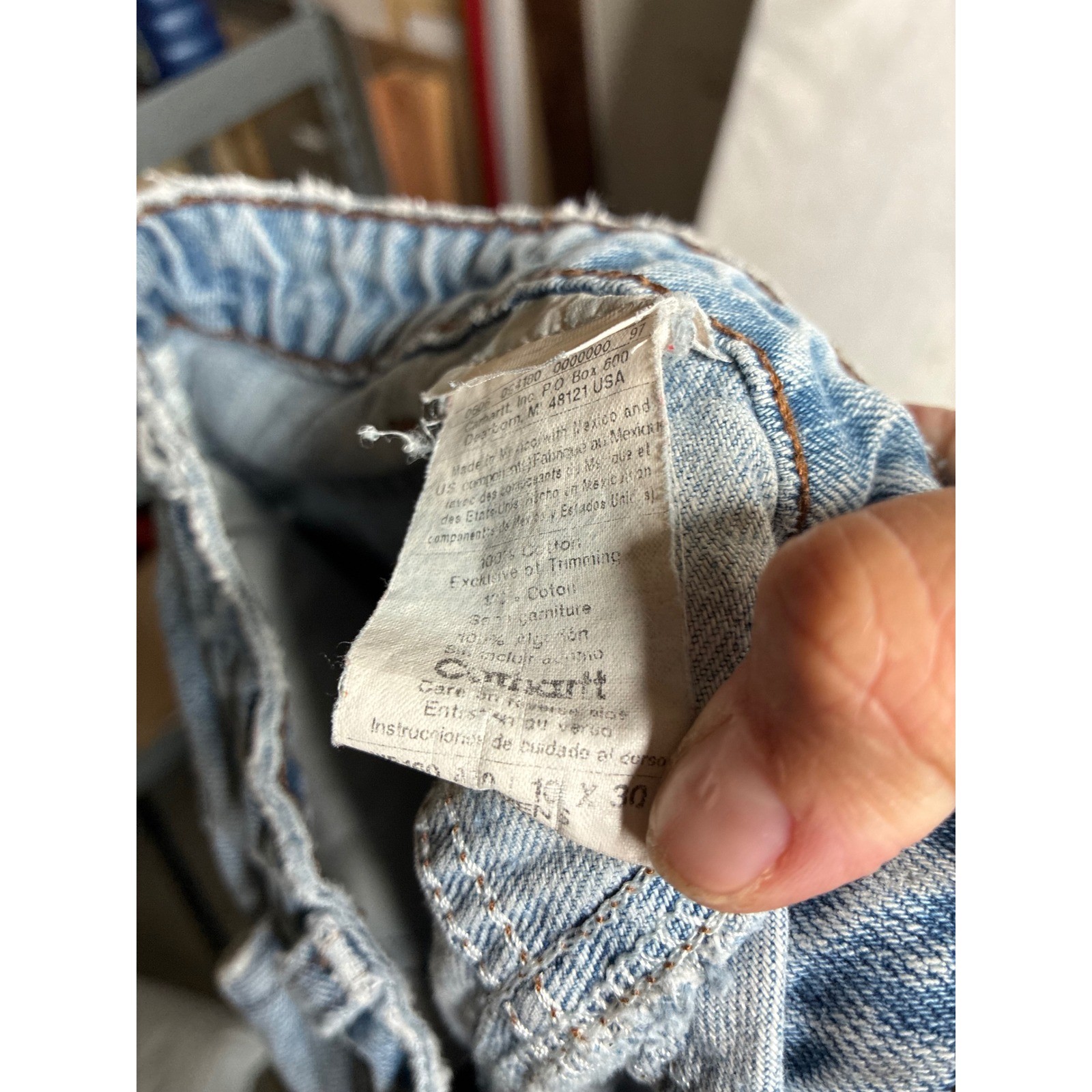 Vintage Carhartt Relaxed Fit Straight Leg Light Wash Denim Jeans womens 10×30