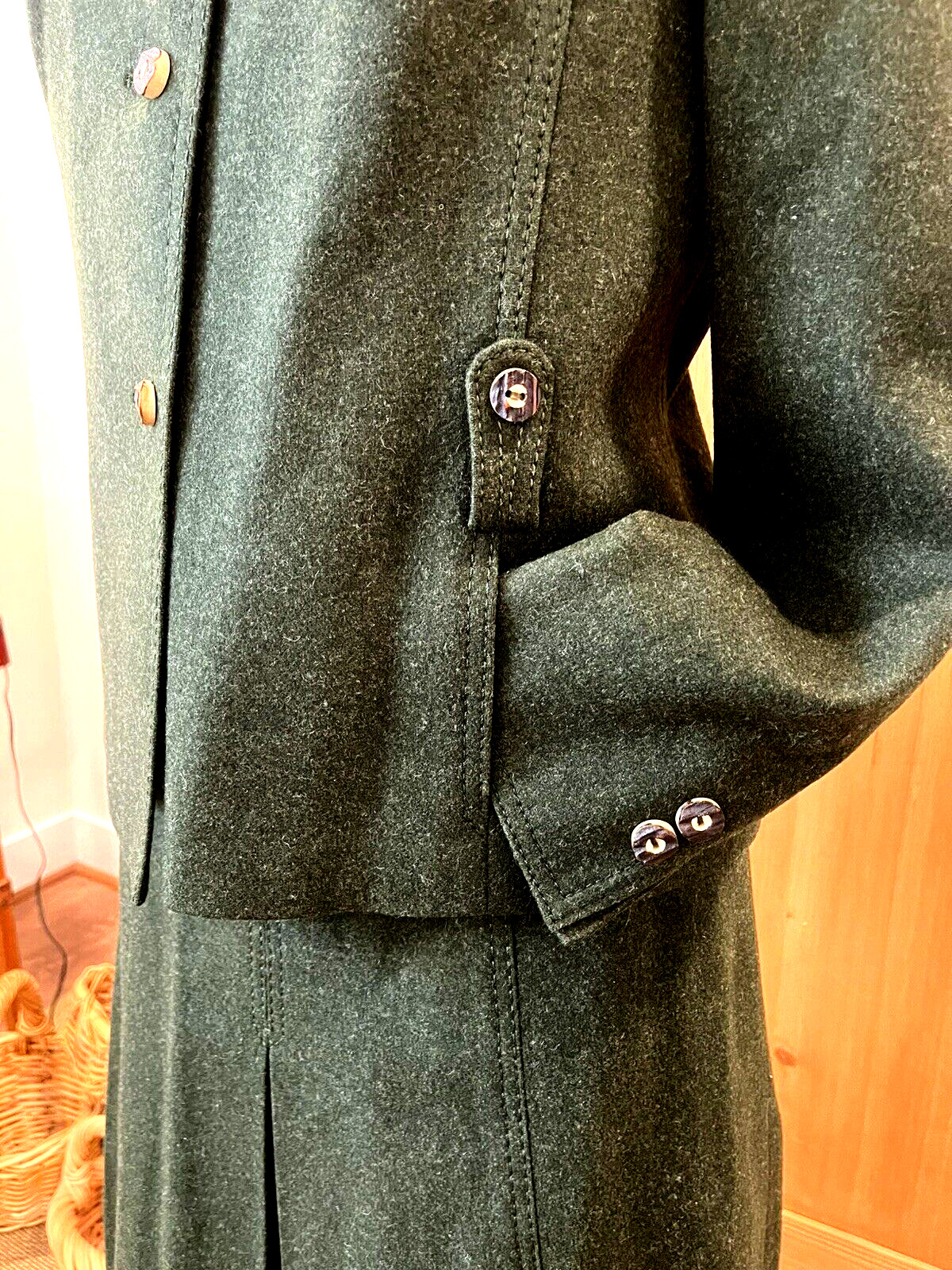 VTG Tofana Sport German Wool Bavarian Skirt-Suit, Wood Buttons Forest Green S/42