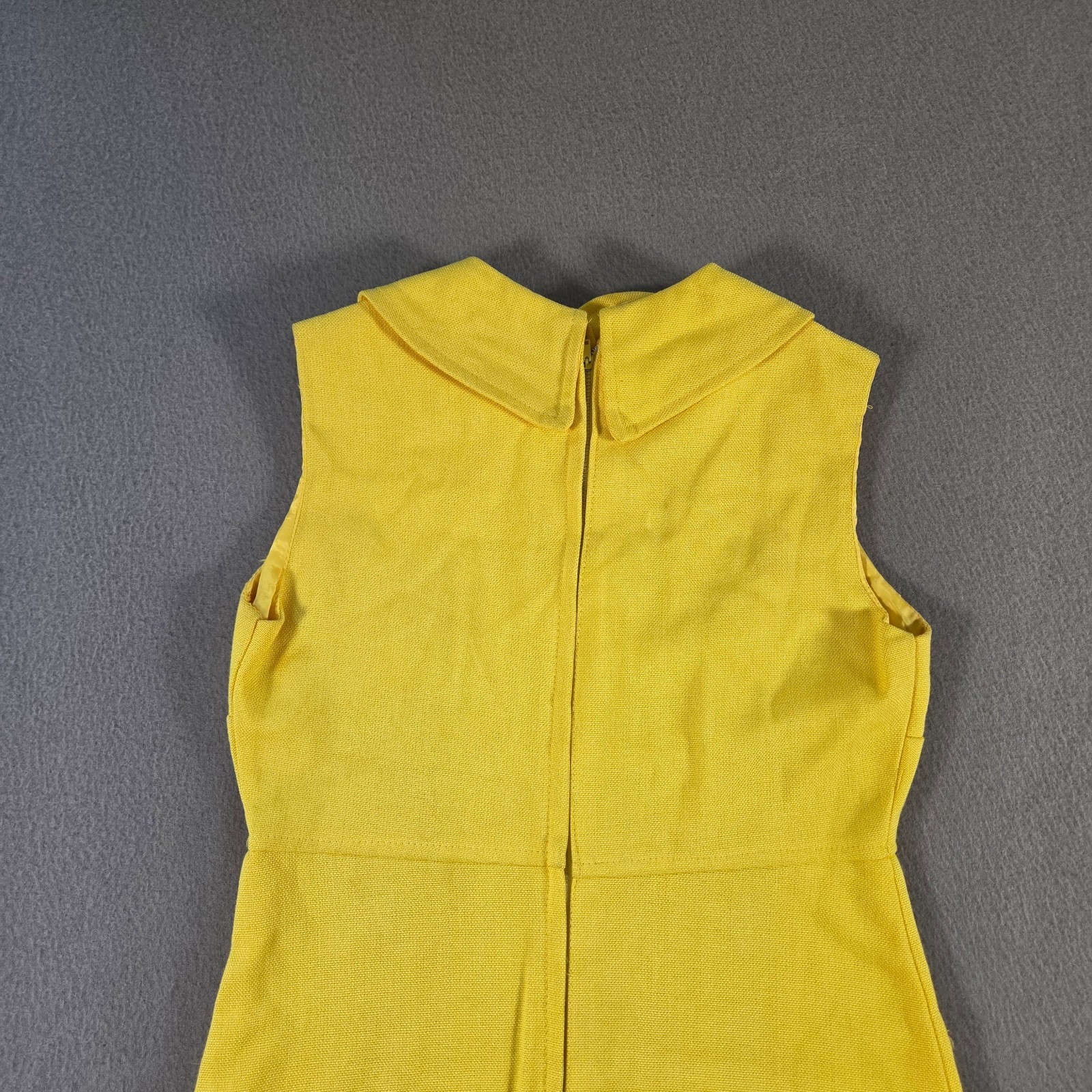 Vintage 60s Dress Womens Small Yellow Mini Peter Pan Mod Shift Sleeveless