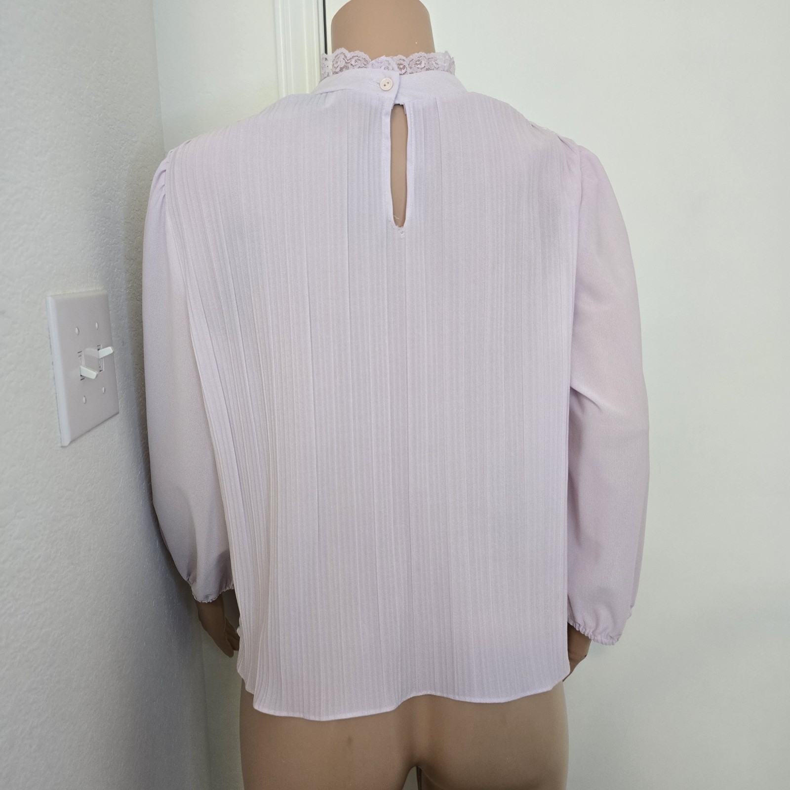 VTG Pastel Purple Lacey Victorian Style Blouse Frill Neck Romantic Top XL-2XL