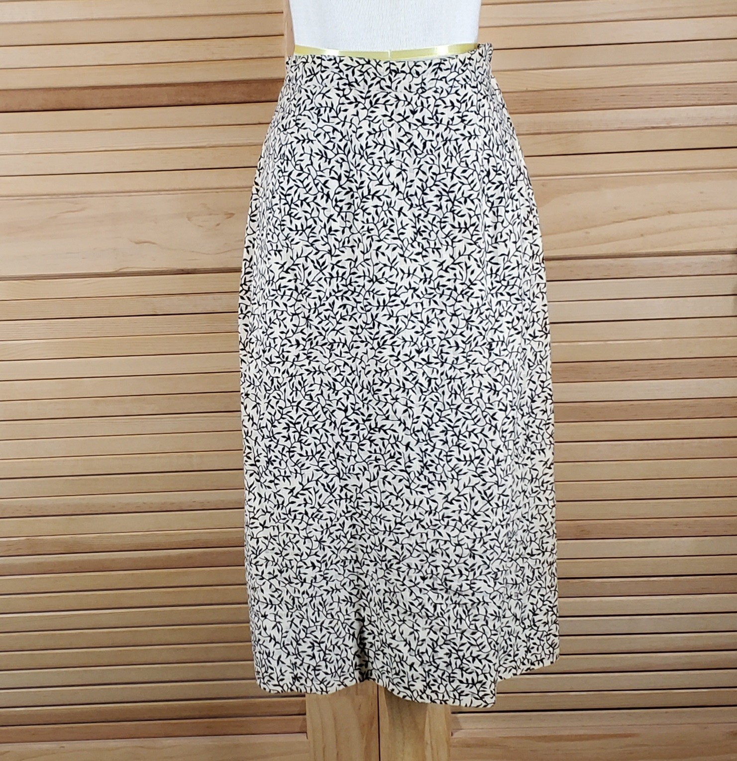 Vtg 40s straight skirt peplum top Size M chest 40 waist 27 textured vines print