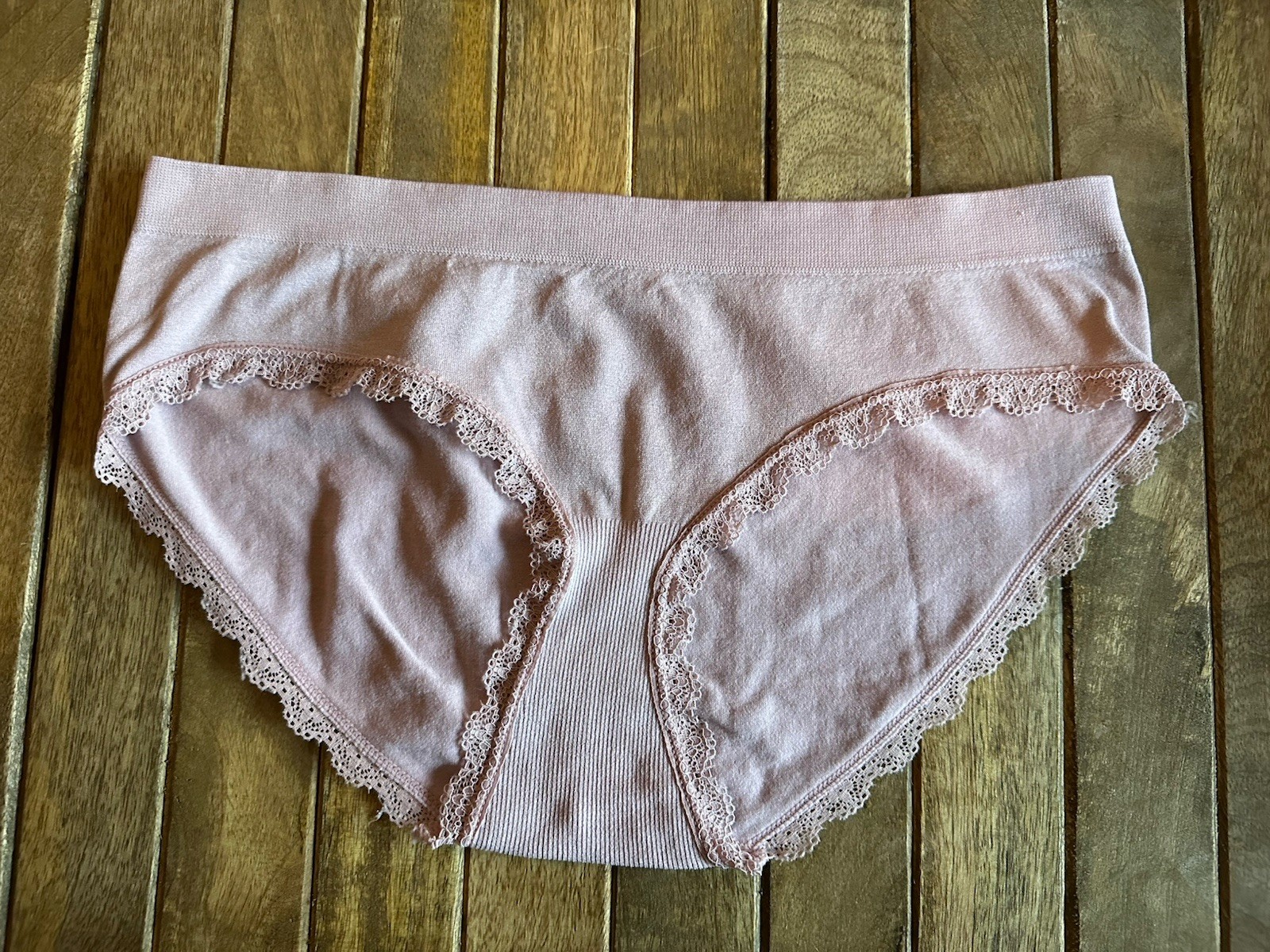 Vtg M Mauve Pink Hipster Bikini Panties W Lace Trim