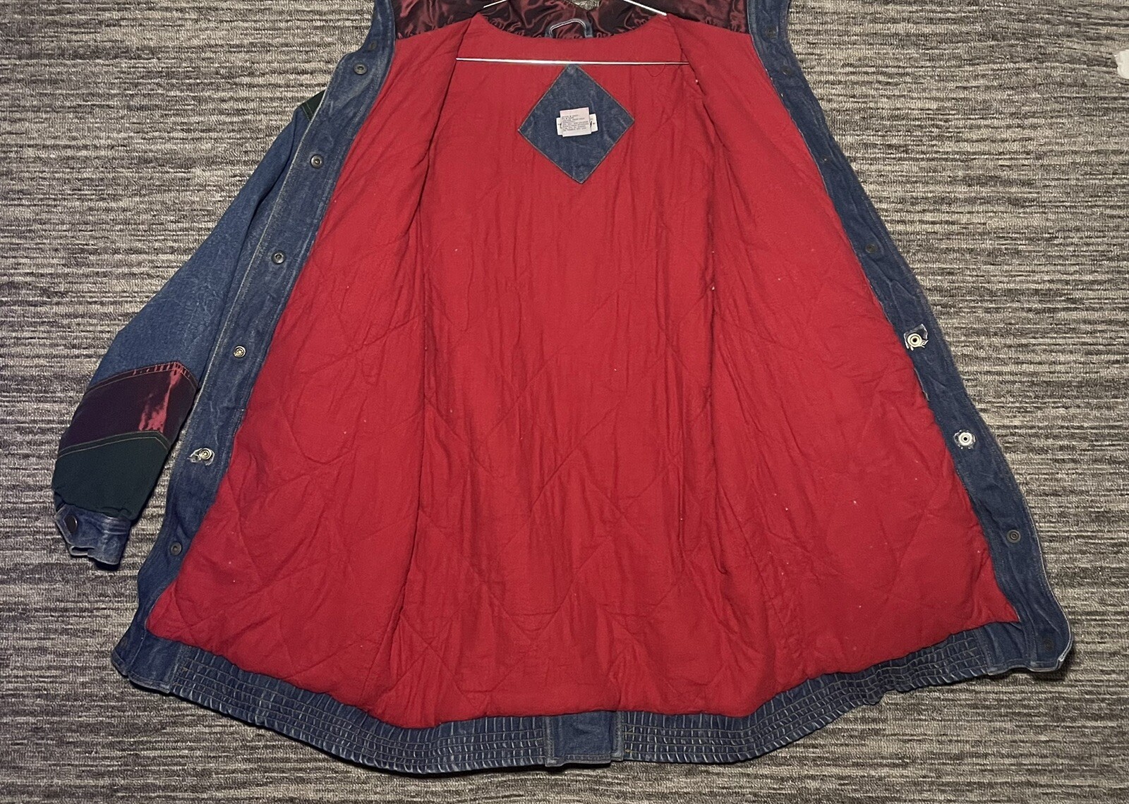Vintage 90s Two Twenty Women’s Blue Denim Patchwork Winter Lined Jacket Small