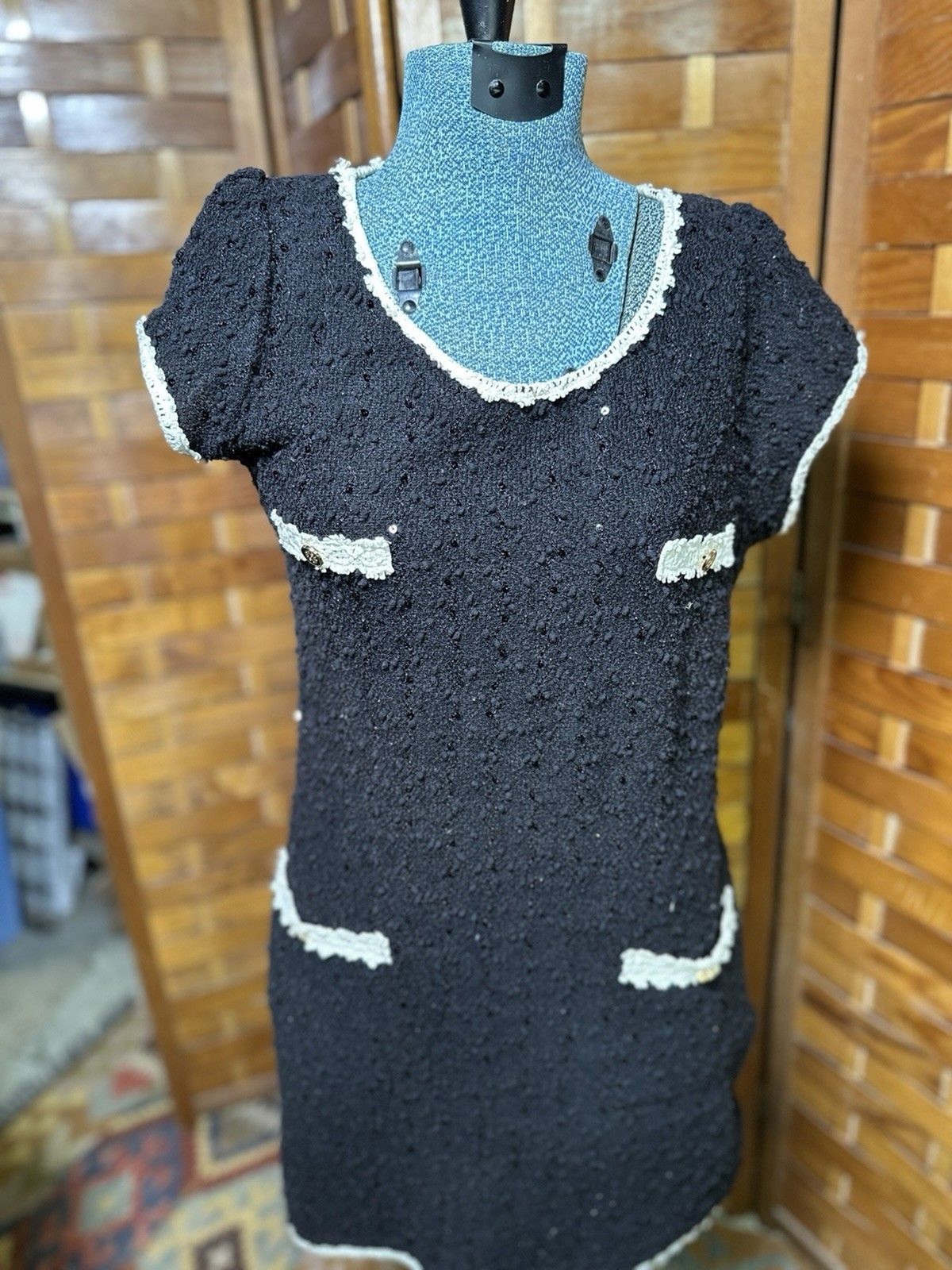 Joseph Ribkoff Womens Mini Knit Dress Black Cream Trim Sequin Vintage XS/S