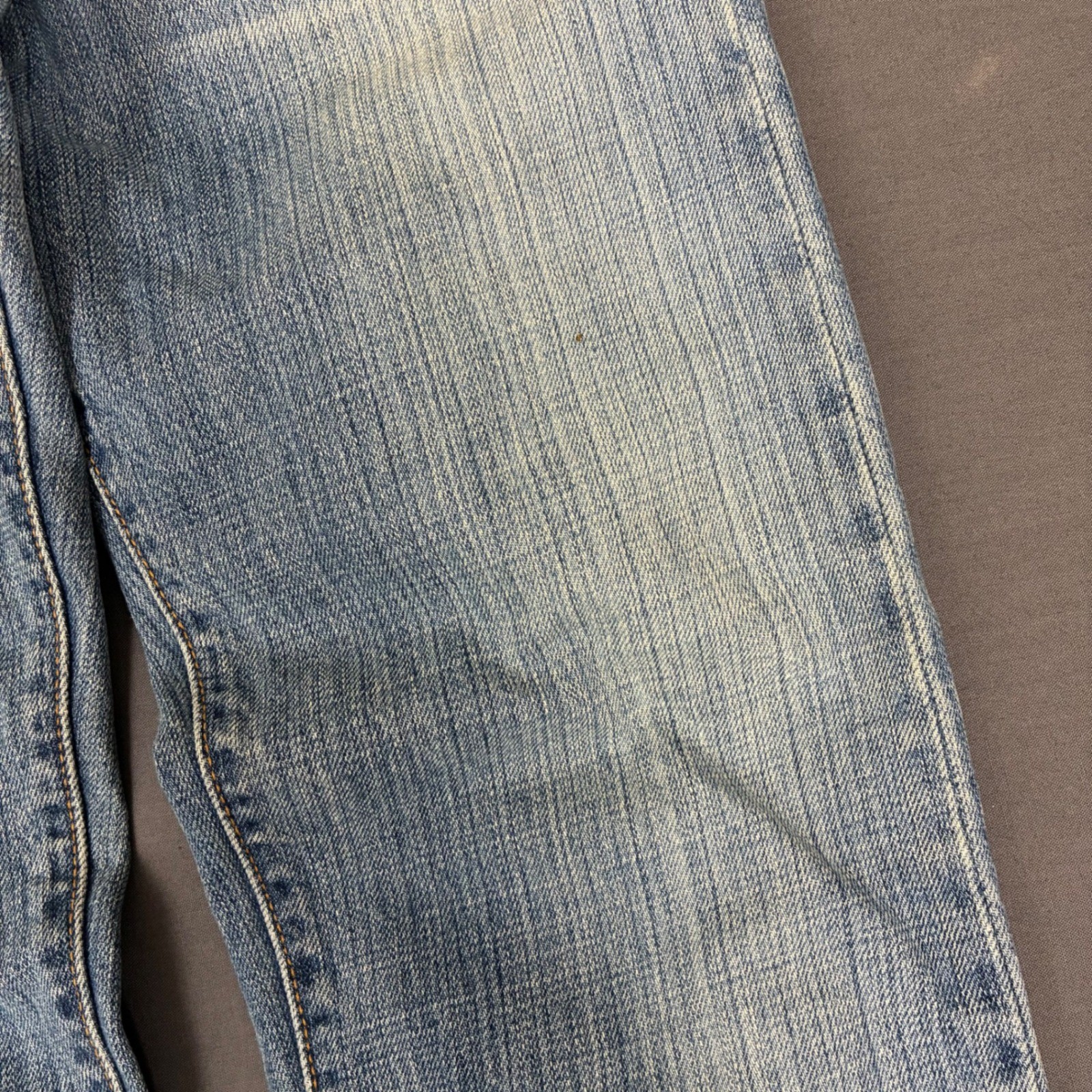 Vintage Levi’s 501 Light Wash Denim Jeans Women’s Size 27×29 2002