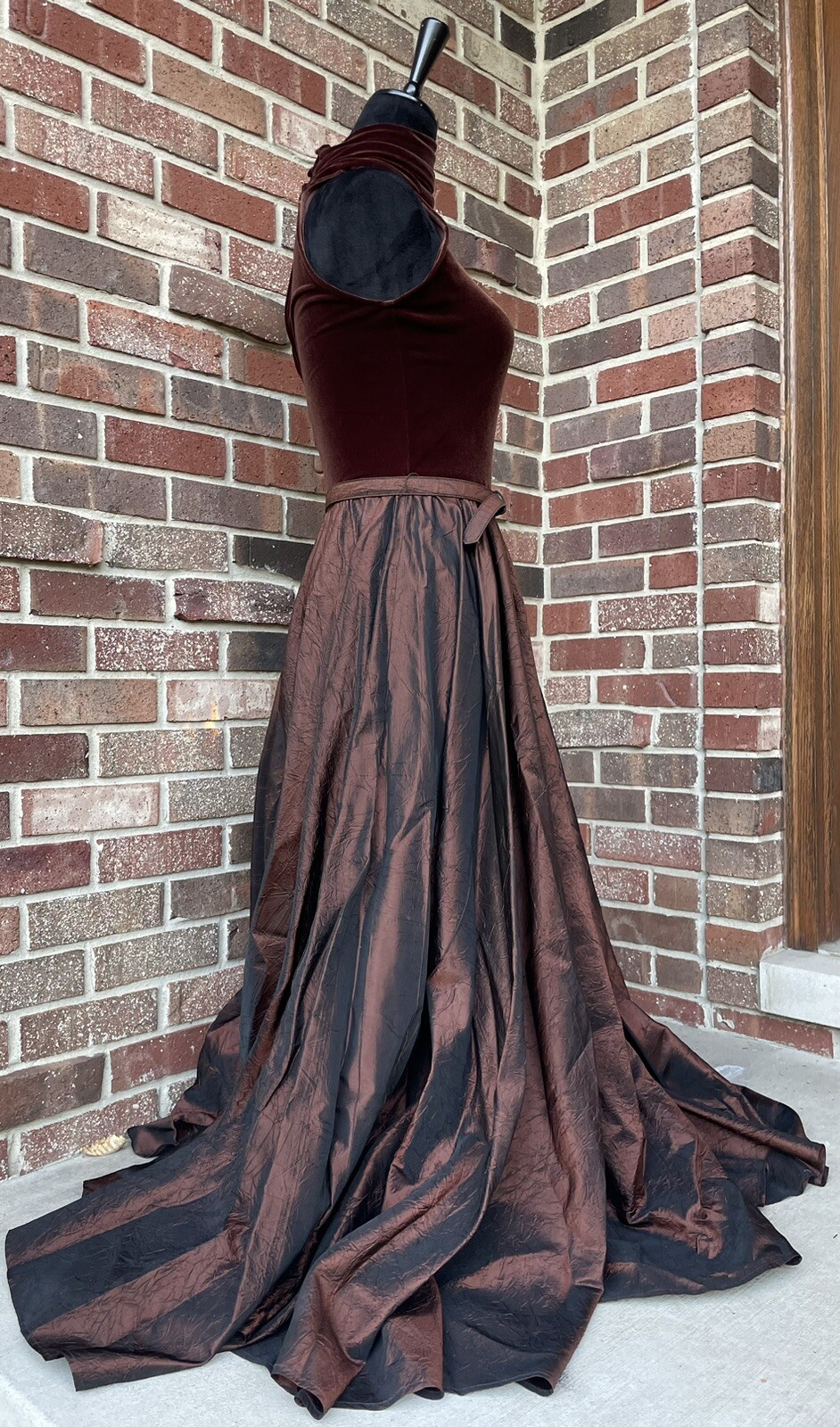 VTG Brown Mauve Velvet Bonnie Strauss Gown Dress Sz 6