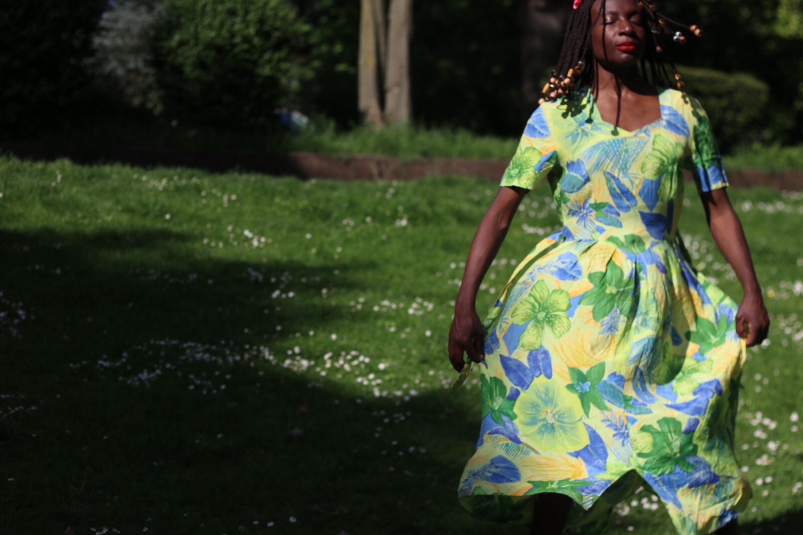 Vintage Floral Summer Dress – Size S-M TRUE VINTAGE 70 80 90