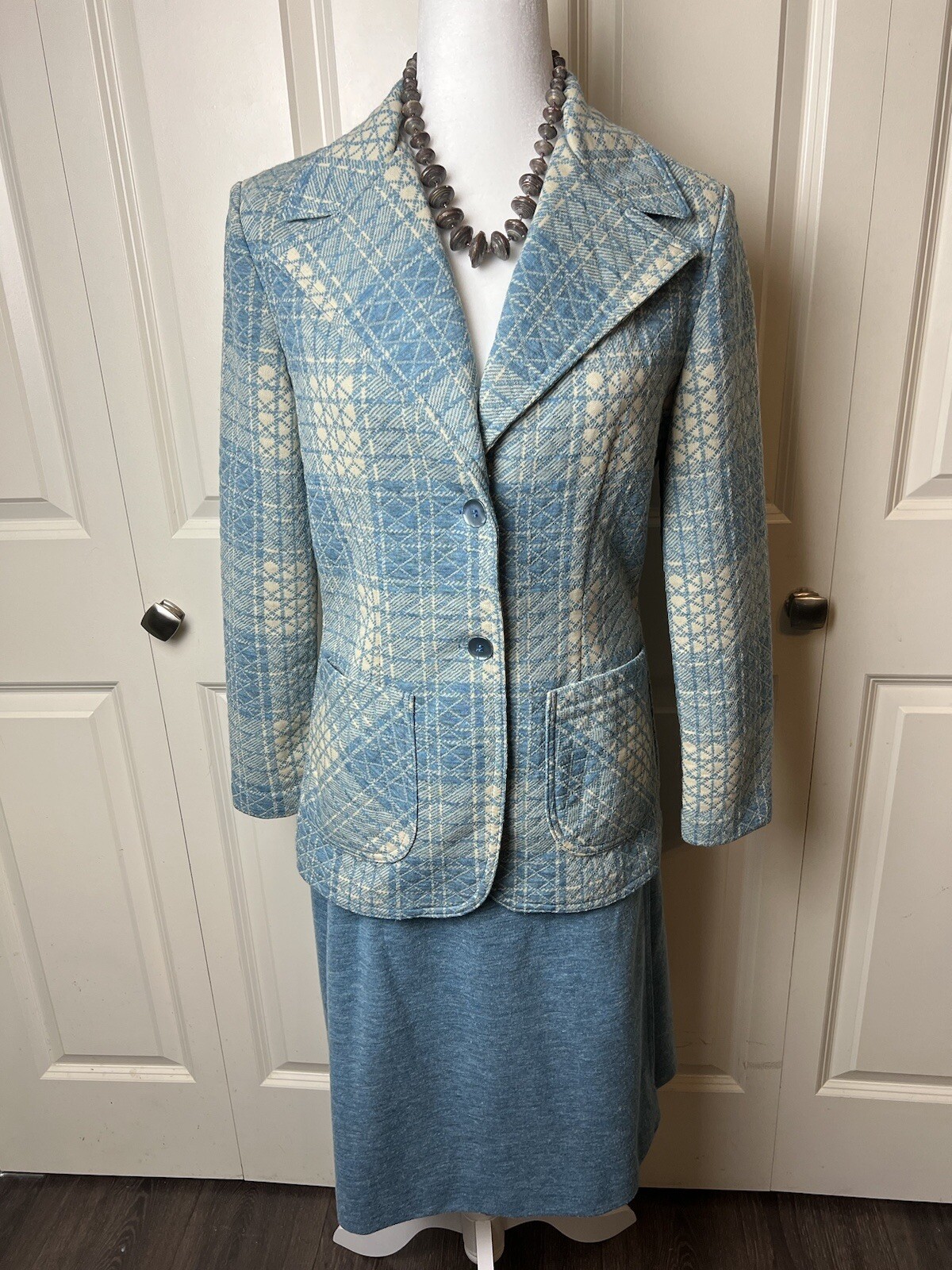 Vintage JACK WINTER 2PC Women’s Suit Blazer & Wrap Skirt Blue & Beige Sz 10