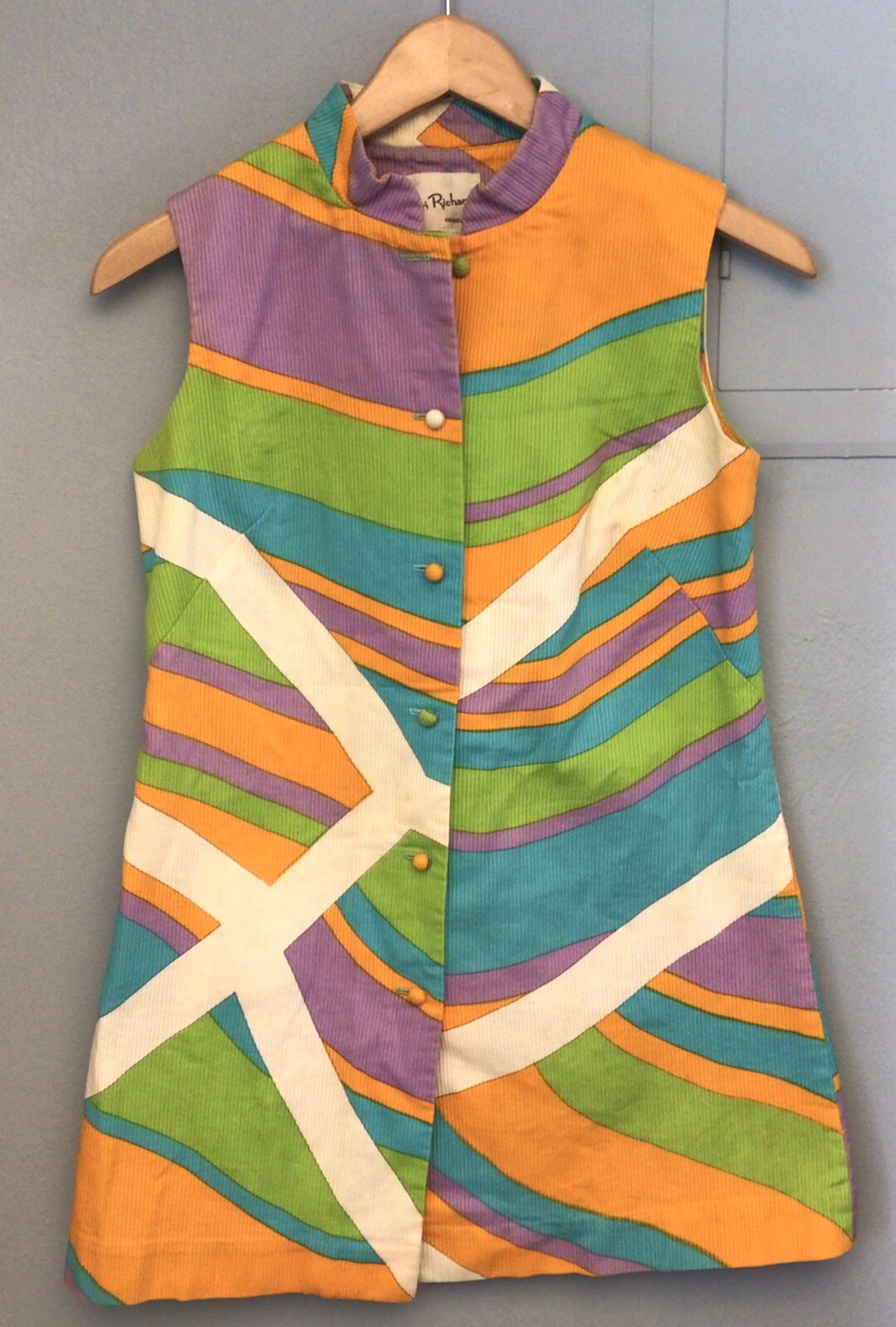 VINTAGE TORI RICHARDS HONOLULU COLORFUL 70’s MOD GOGO BUTTON WOMANS MINI DRESS