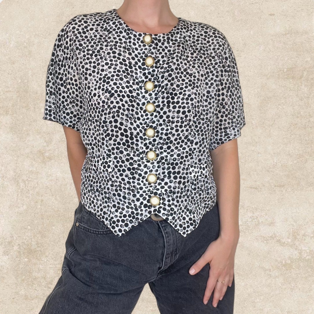Vintage 80s Women’s Black White Gold Polka Dot Button Up Crop Blouse Retro Chic