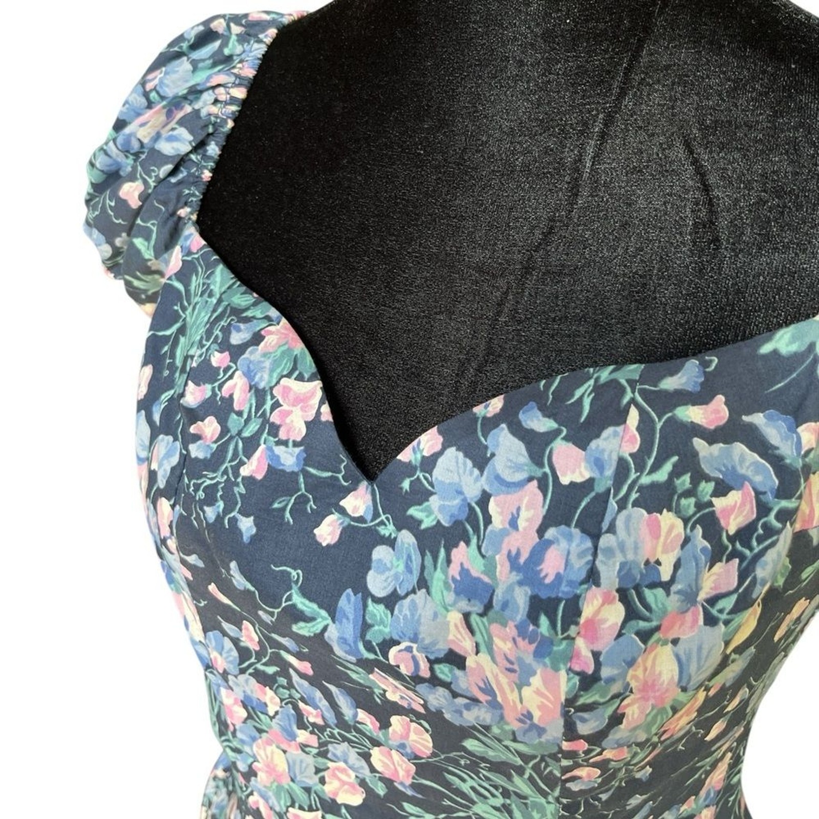 Vintage Kathryn Conover Dress Size 4 Floral Sweatheart Neckline Cotton Midi