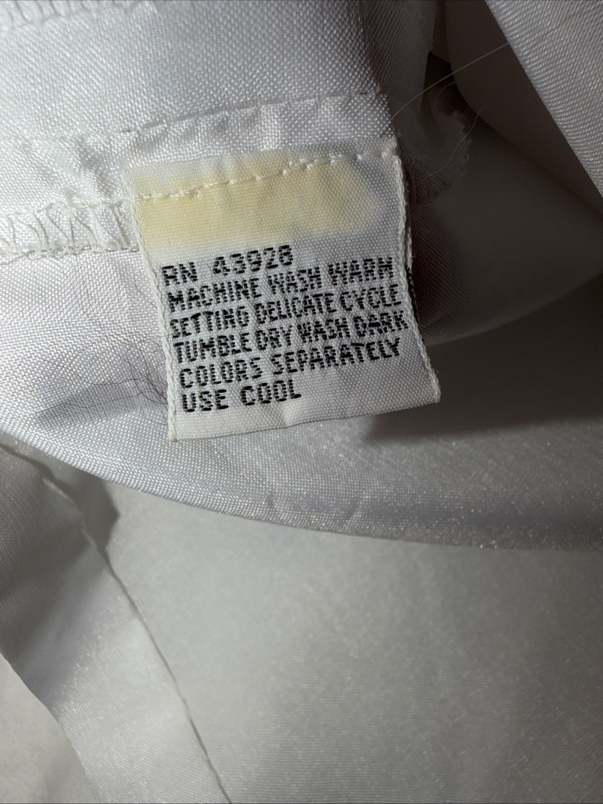 Vintage SilkHana by Lady Manhattan Blouse White Sleeveless Button Front M (read)