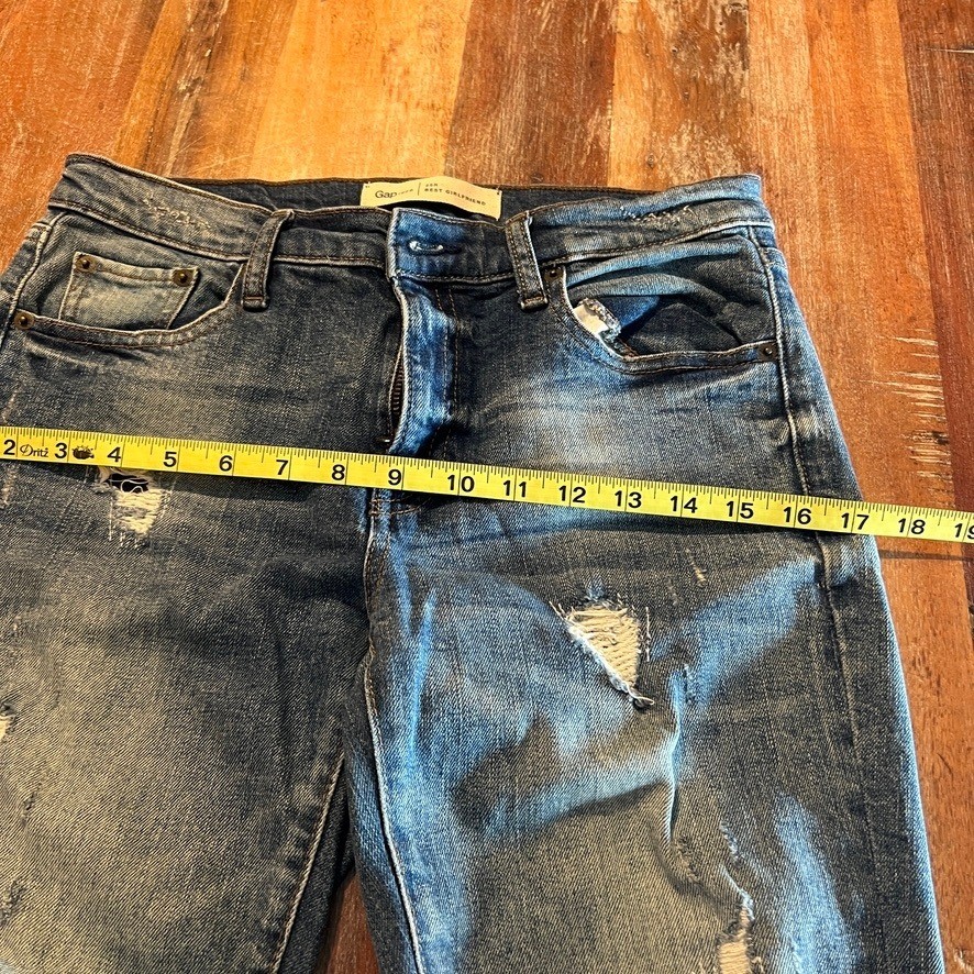 Gap 1969 Jeans – Women’s – Distressed – Size 26R – Medium Wash Blue