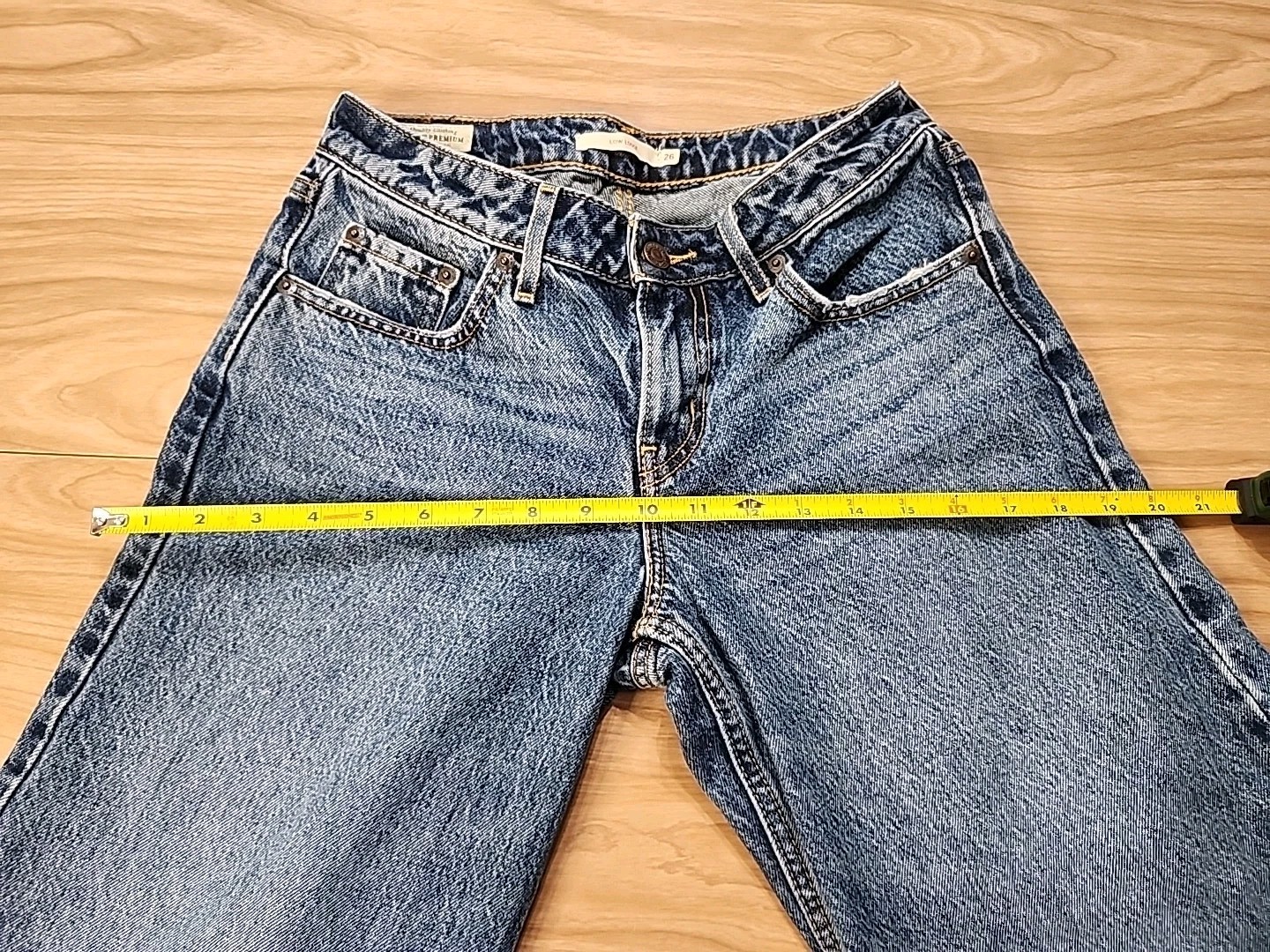 Vintage Levis With Big E Leather Patch Acid Wash Blue Low Loose Sz 26×32 Frayed