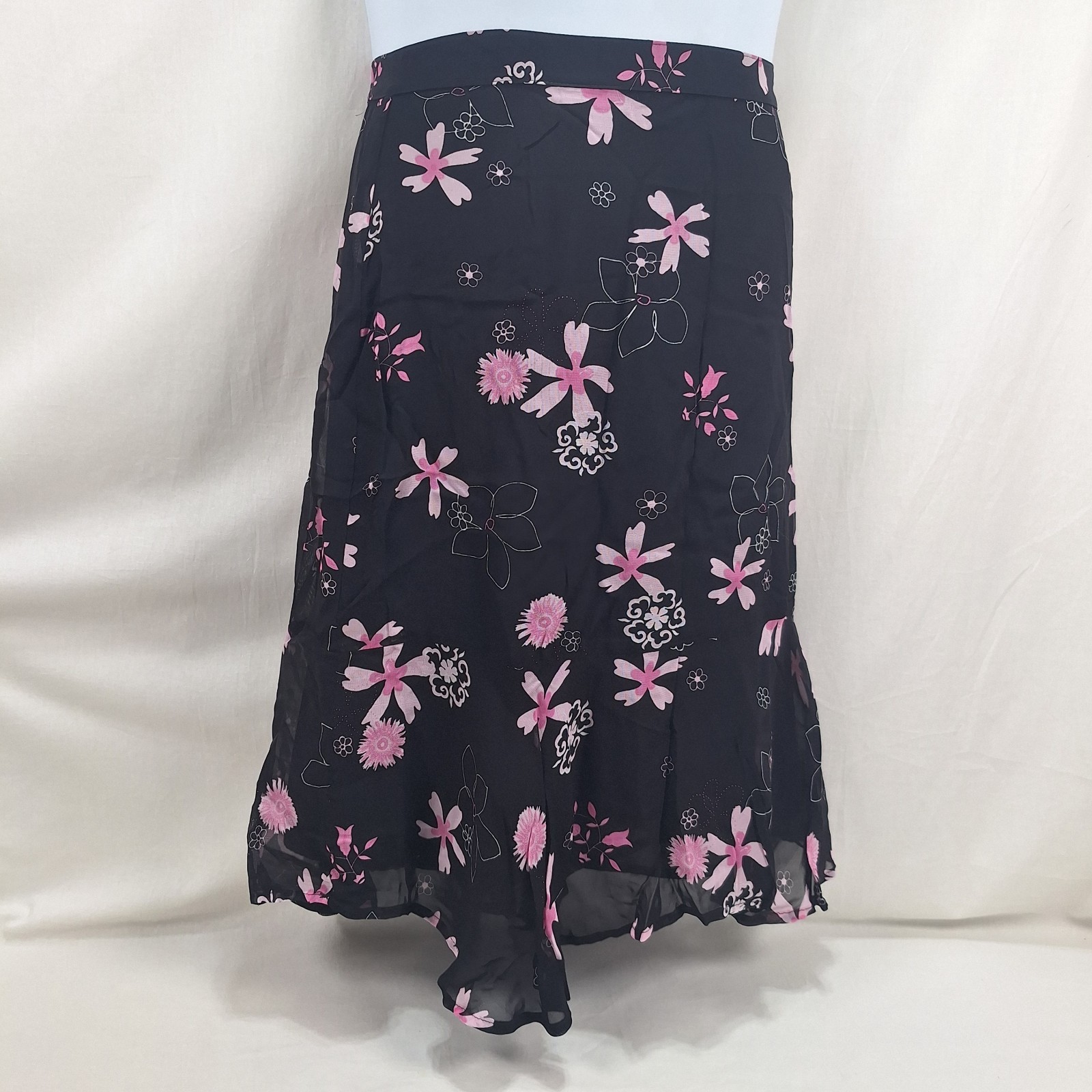 Vintage Cynthia Max Black Pink Floral Skirt Career Wear Work Size 14P