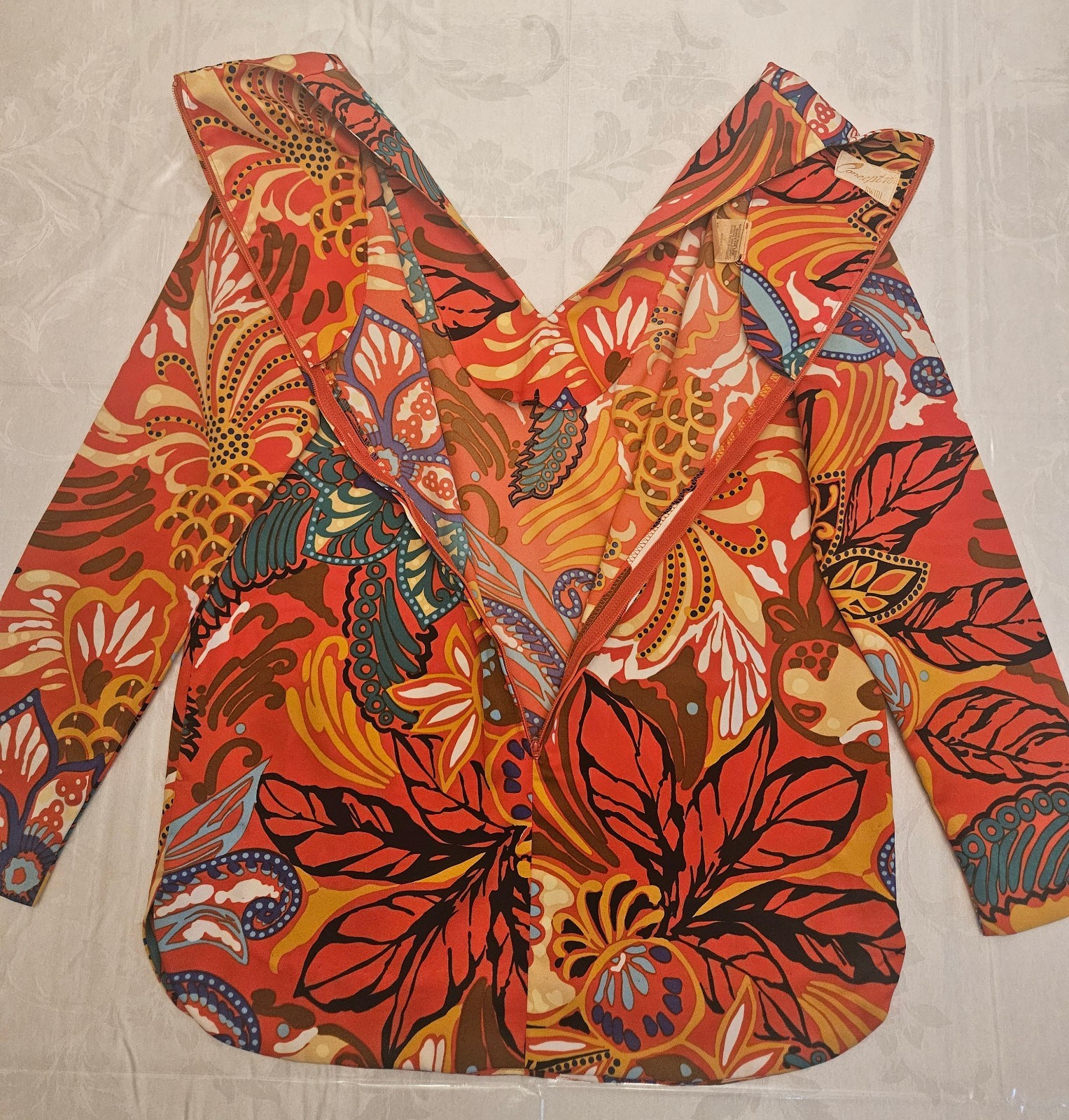 Vintage Concept 70’s Swirl Women’s Blouse (12) Necklace/Belt Not Included Groovy