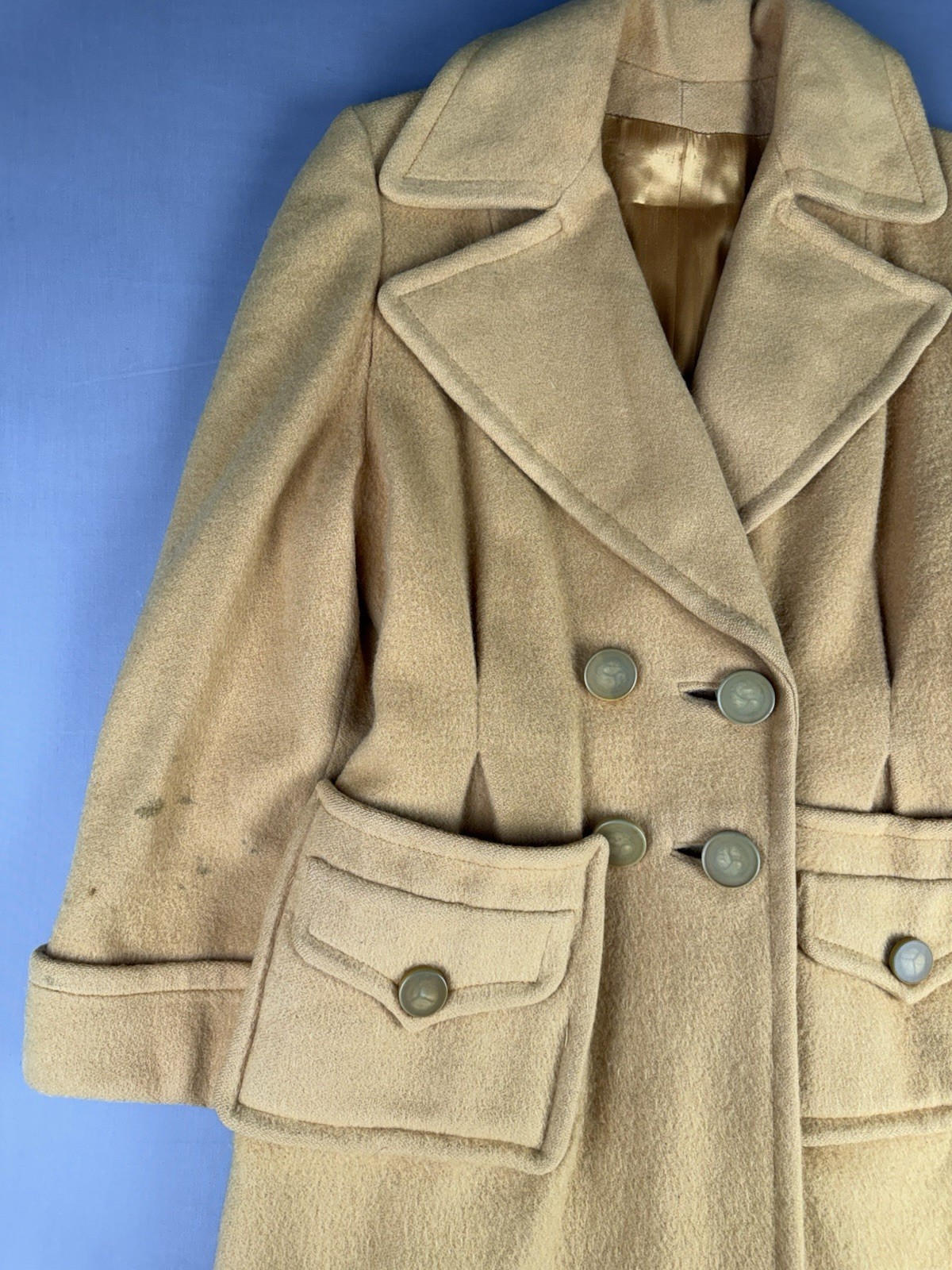 60’s VINTAGE Yellow Wool Double Breasted Women’s Pea Coat Size Medium Half Belt