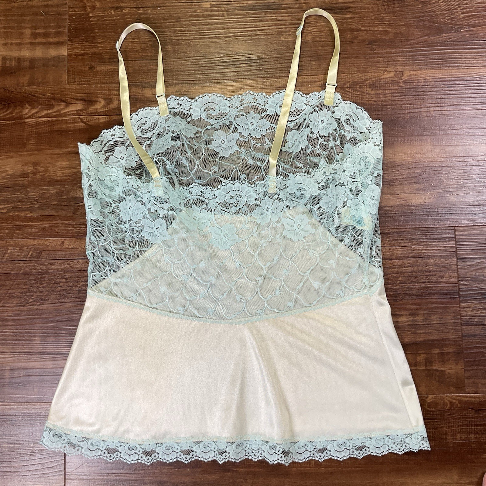 Vintage Ashley Taylor Camisole Light Aqua Green Nylon Lace Delicate Womens S USA