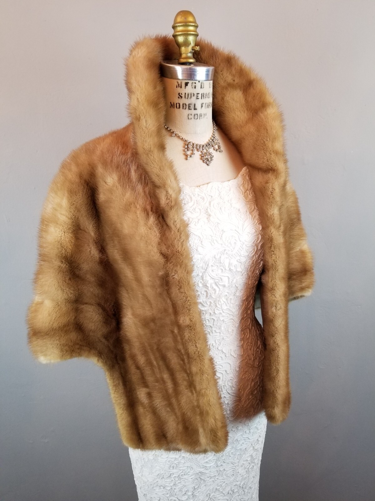 Vintage Golden Mink Stole Fur La Belle Furs * Bridal Mink Cape Capelet * 1930’s