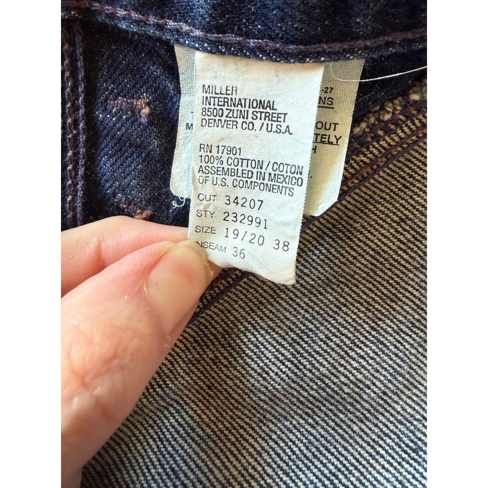 Vintage Rockies High Waisted Western Jeans Dark Wash Tapered Leg 19/20 38 x 36
