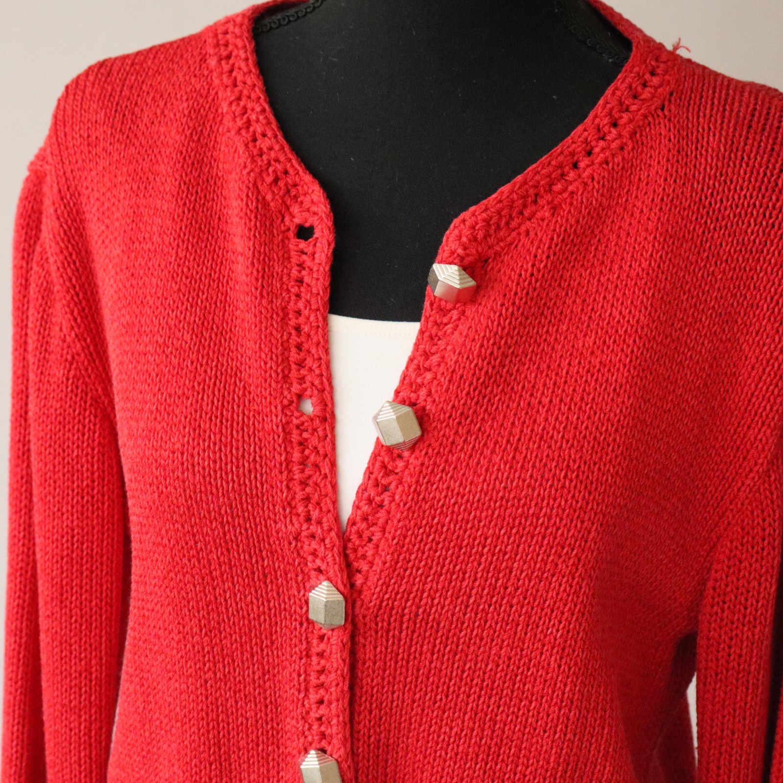 Vtg Ani Barrie Women’s Cardigan Knit Sweater Round Neck, Silver Buttons, Sz Sm