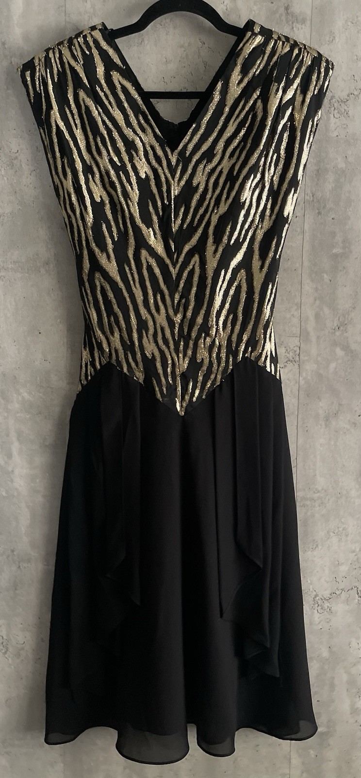 VTG JSJ Gold & Blk Fitted Gold Lurex Bodice Chiffon Skirt Formal 80s Dress Sz 2