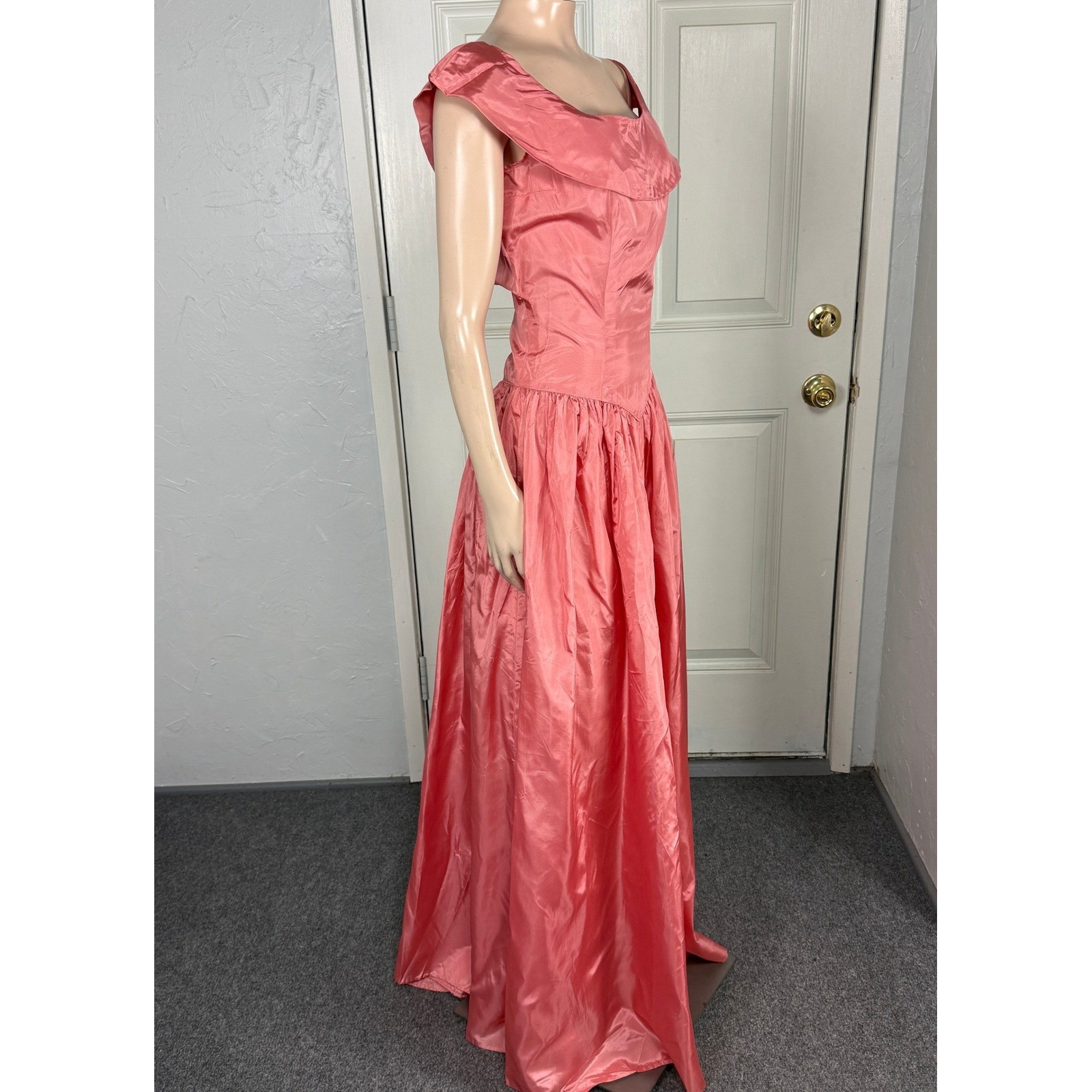 Vintage 50’s Unbranded Women’s Dress Taffeta Acetate Party Side talon zip RR11