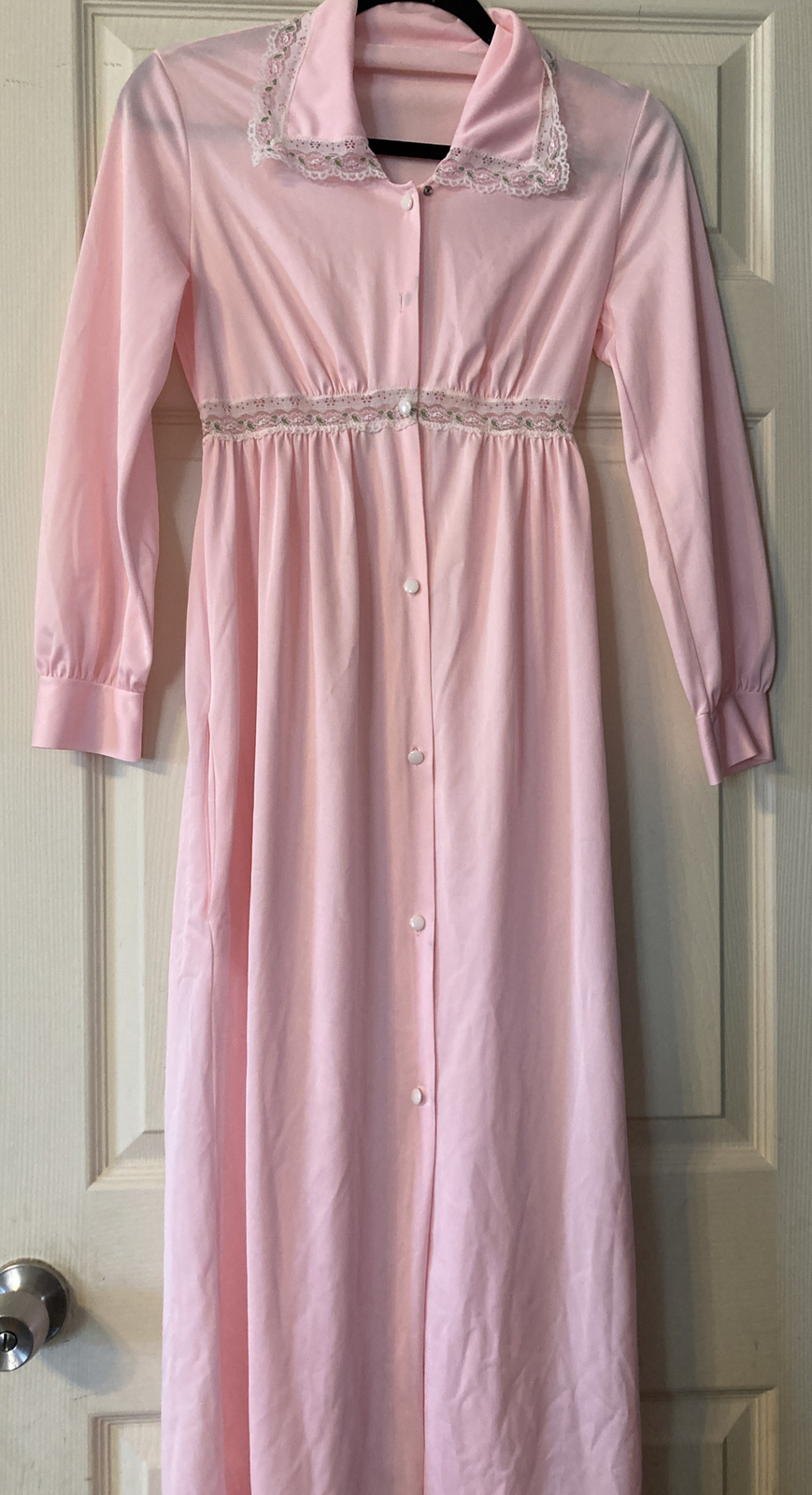 Vintage Formfit Rogers Pink Nylon Long Sleeve Gown Size Petite 8–10