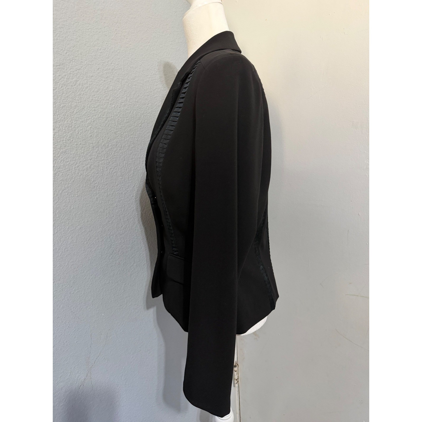 Vintage Cache Womens Black Blazer Size 10 Silk Pleated Trim Gold Button Tailored