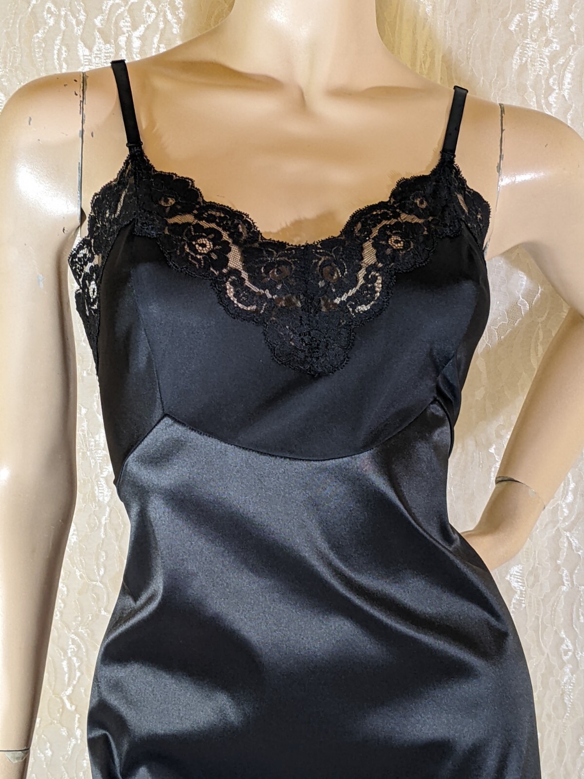 Vintage Vanity Fair Lingerie Shiny Slippery Lace Lingerie Black Dress Slip 38