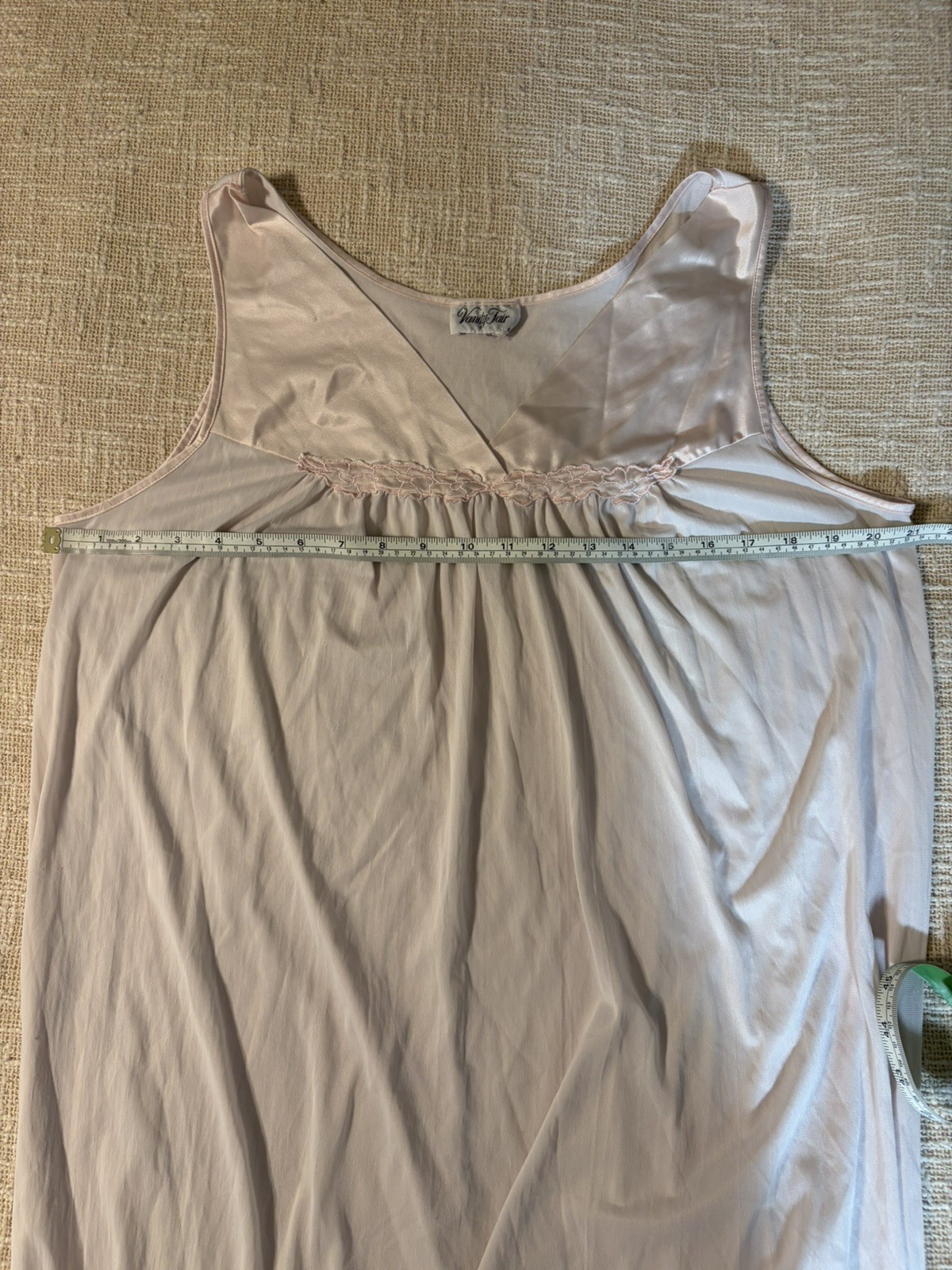 Vintage 1960s/1970s Vanity Fair Pale Pink Silky Nylon Full Slip / Nightgown
