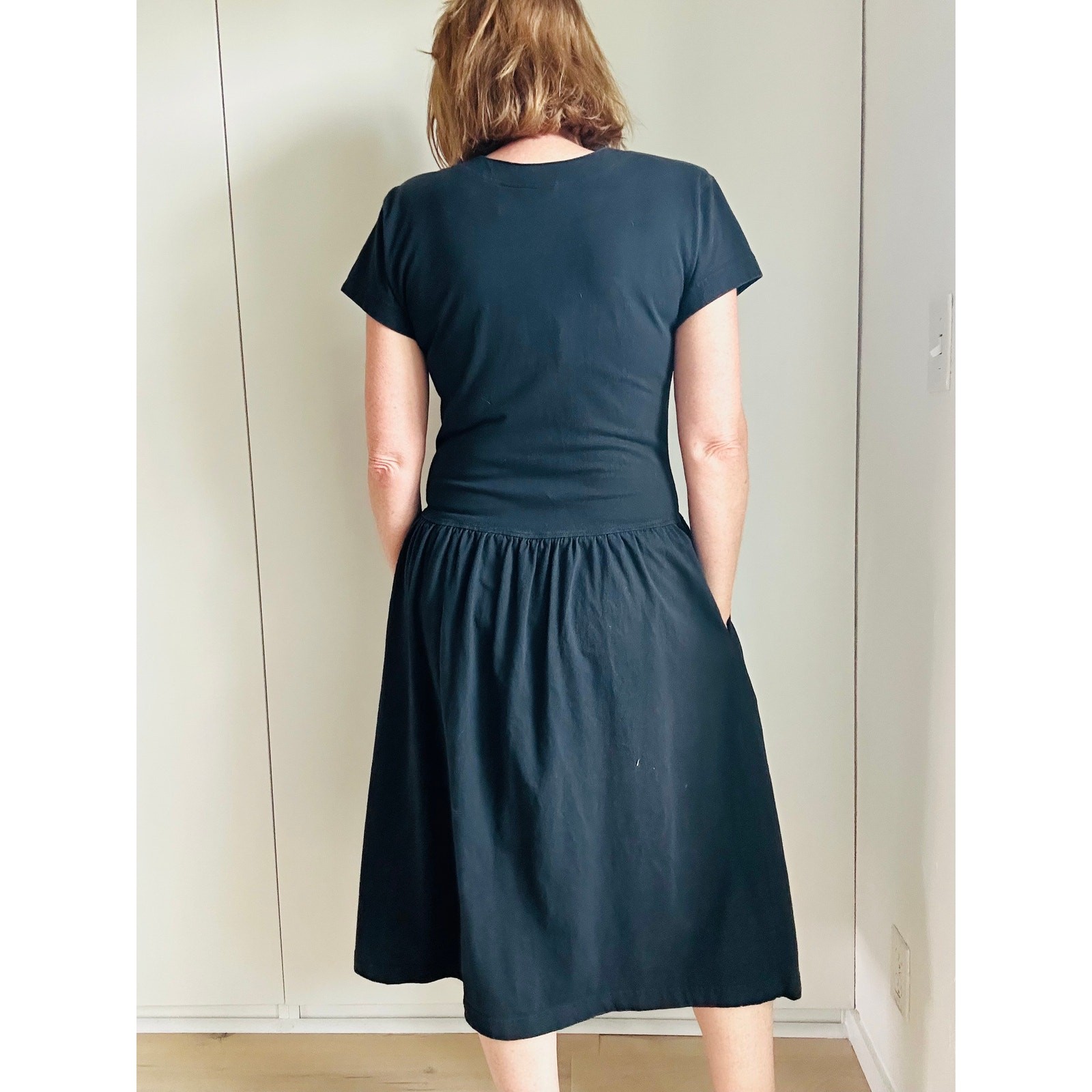 Vtg 90s Liz Wear Black T shirt dress Drop Waist Pockets Midi Fit Cotton S/M