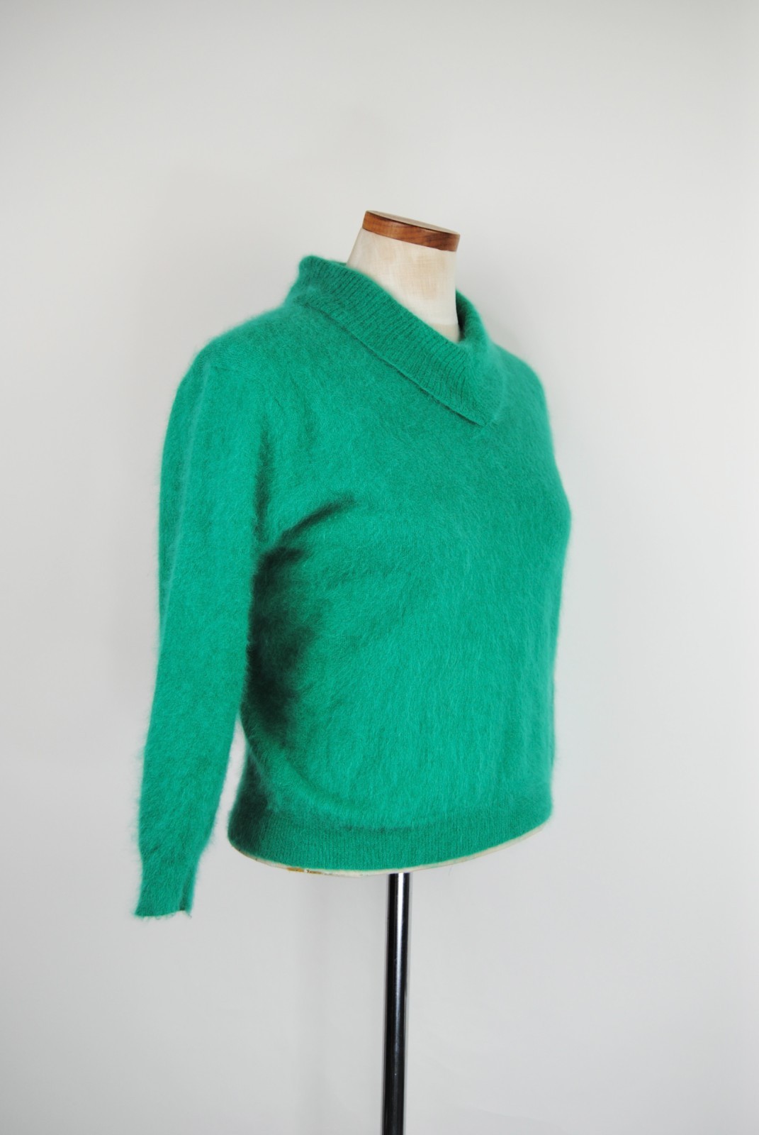 RARE 1950s 1960s Vintage Pandora Turquoise Green-Blue Fuzzy Angora Sweater – Md